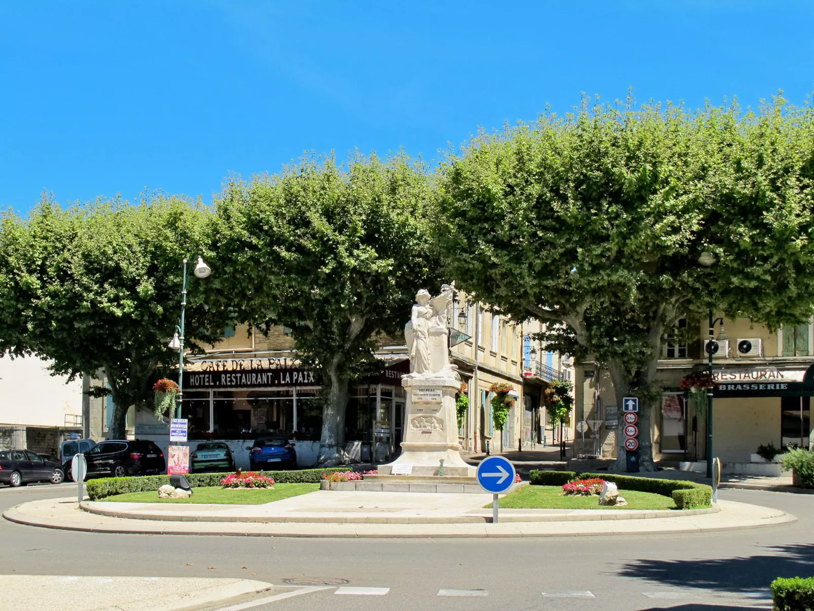 Les Lilas Blancs-Area