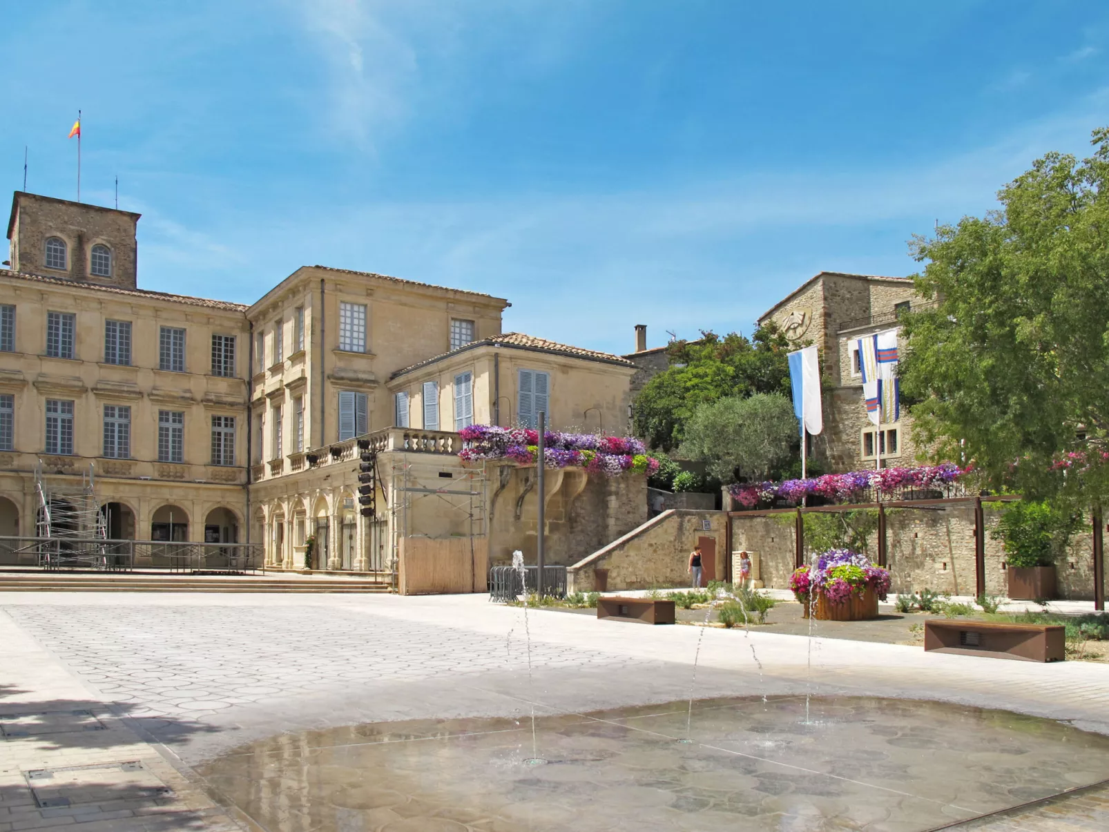Les Lilas Blancs-Area