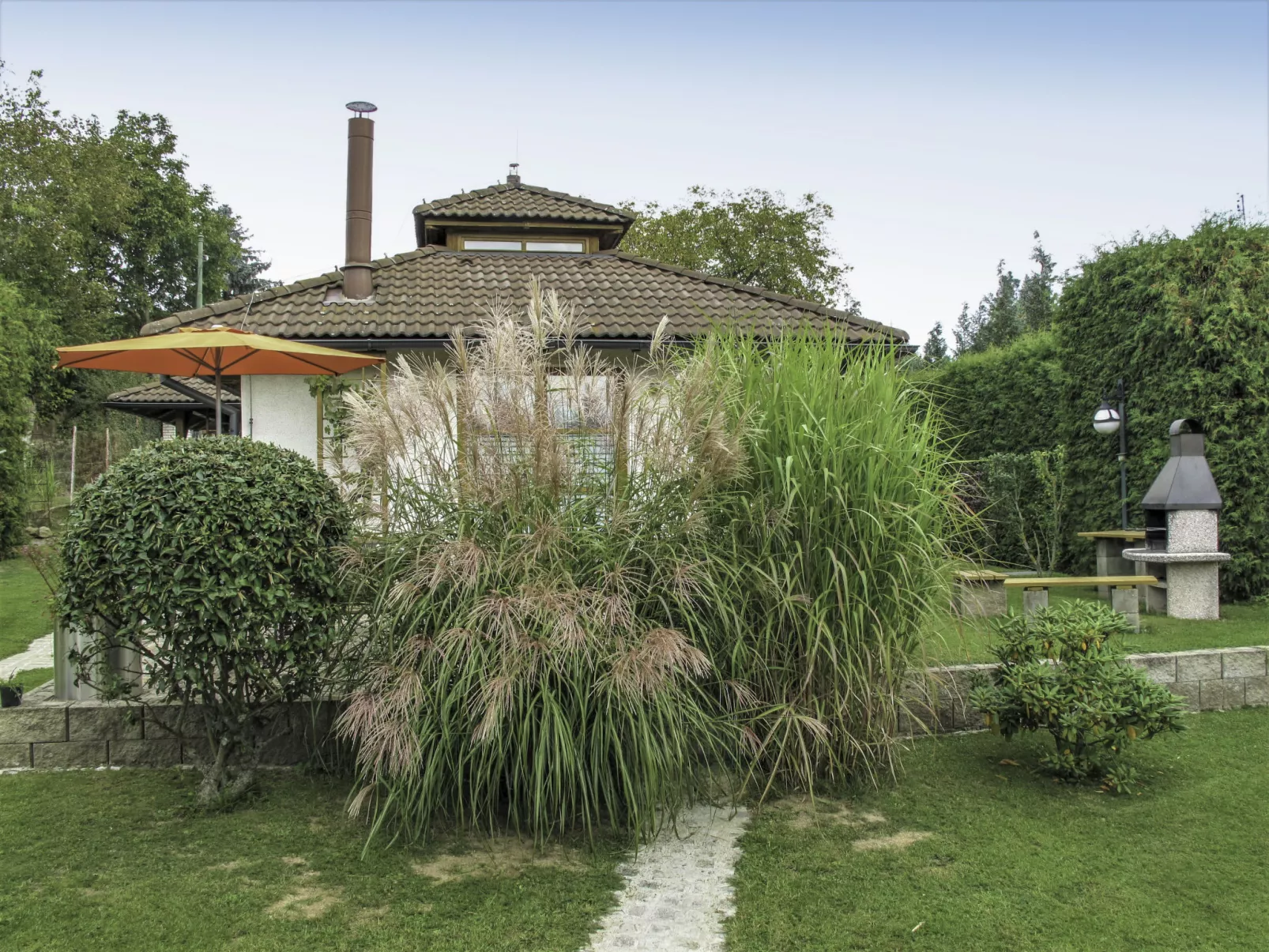 Petříkov-Outside