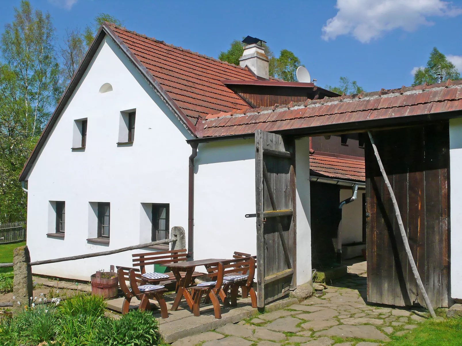 Benešov nad Černou-Outside