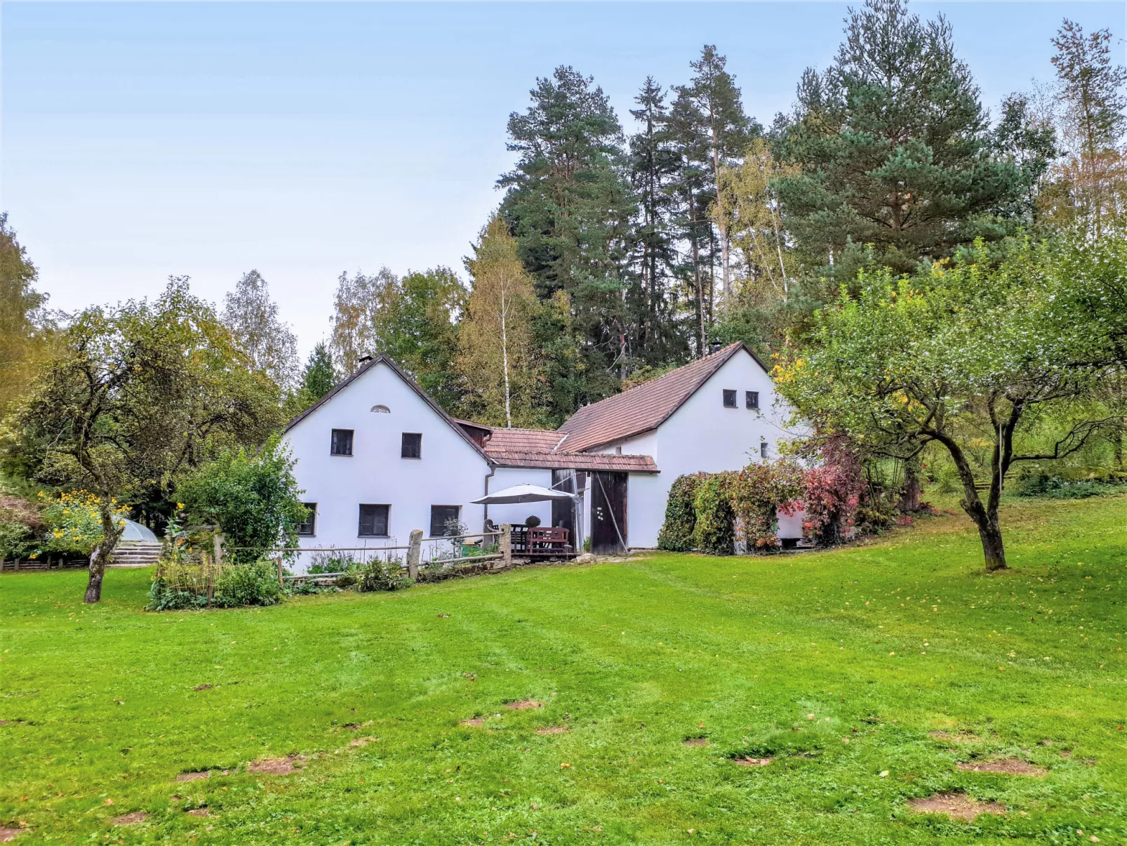 Benešov nad Černou-Outside