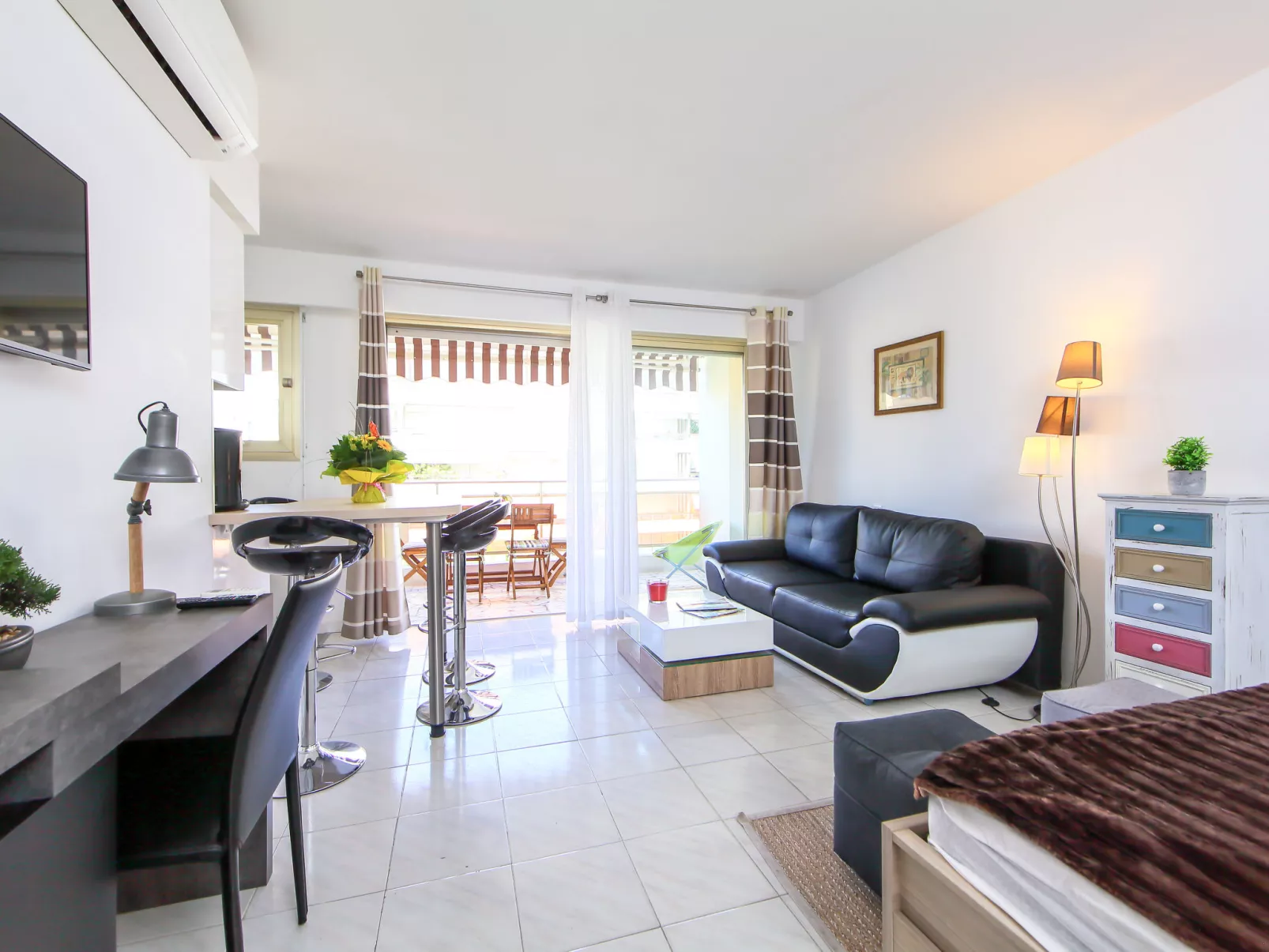 Villa Lerins-Dedans
