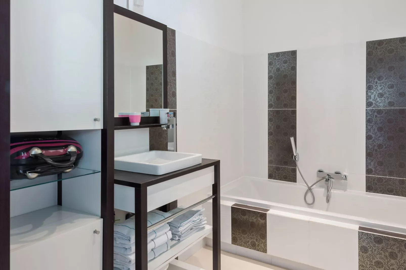 Villa Bargemon-Bathroom