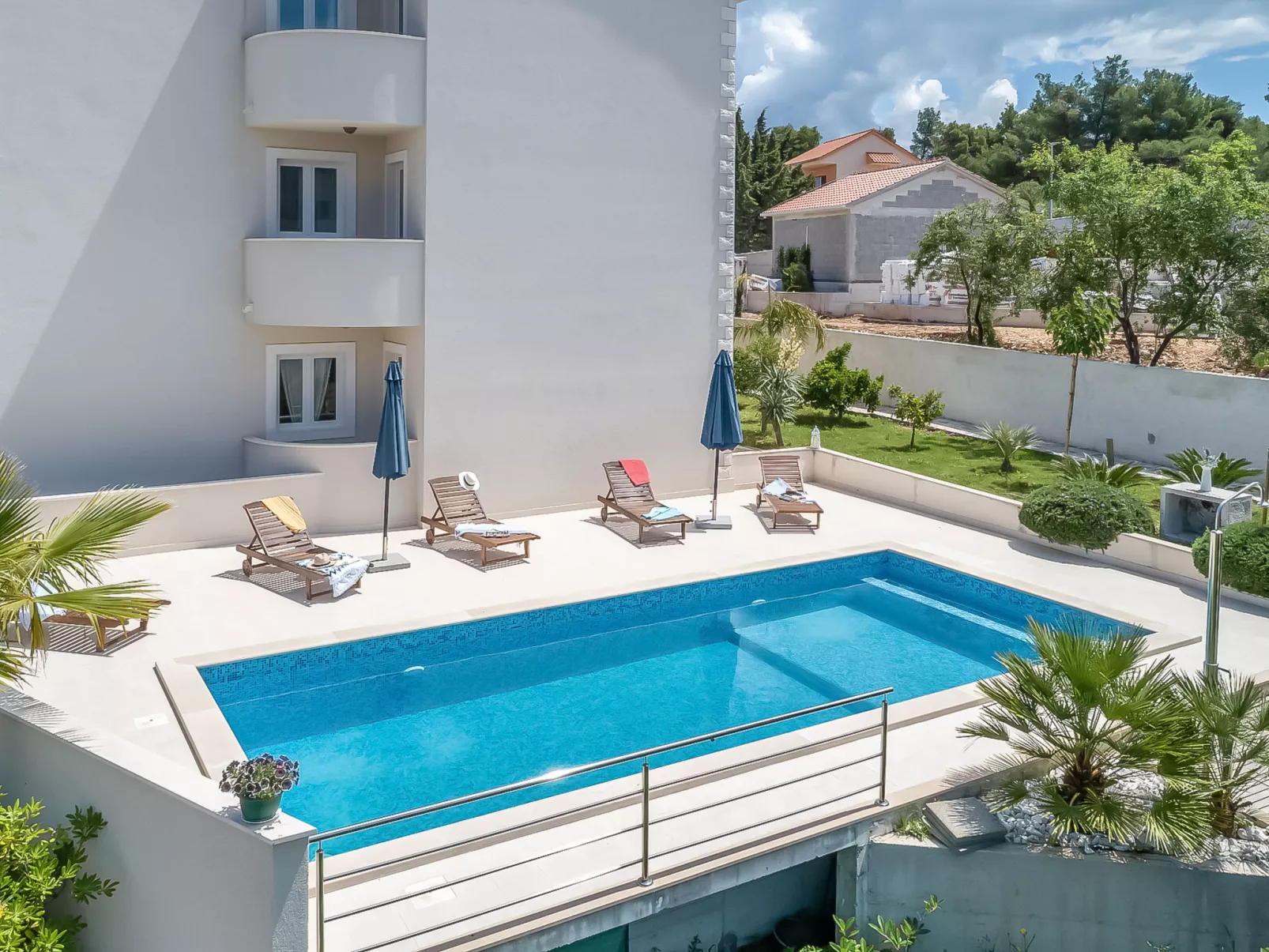 Villa 2 Pools-Outside