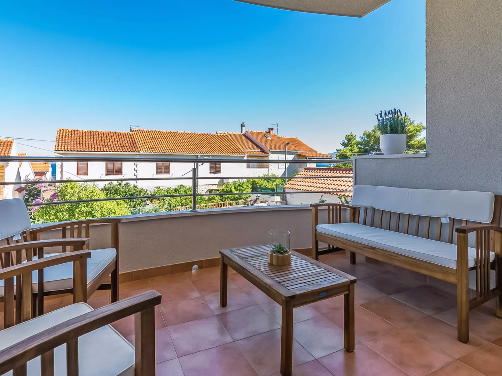Villa 2 Pools-Inside
