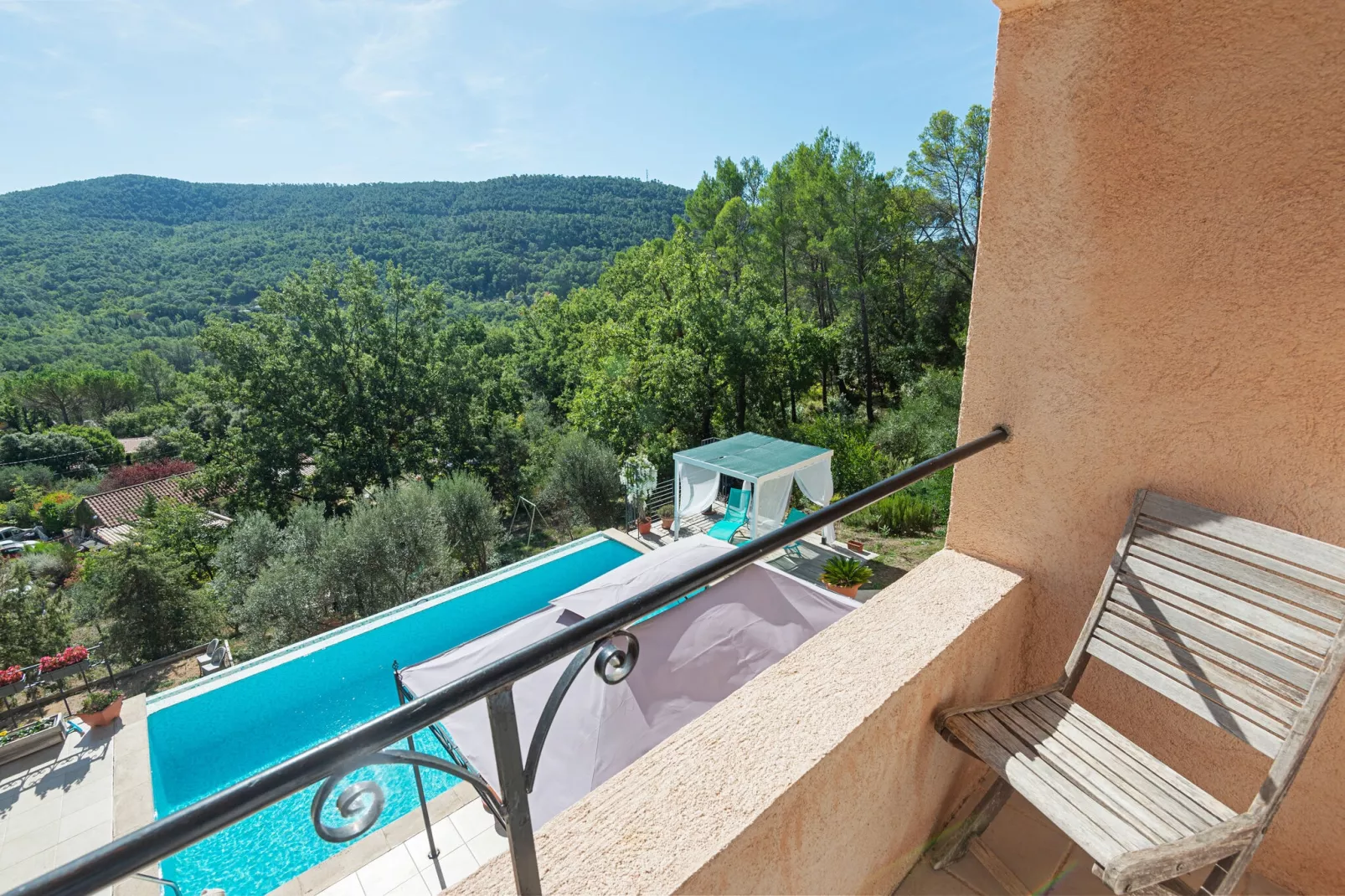 Villa Bargemon-View summer