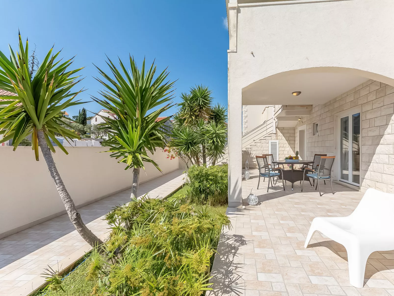 Villa 2 Pools-Drinnen