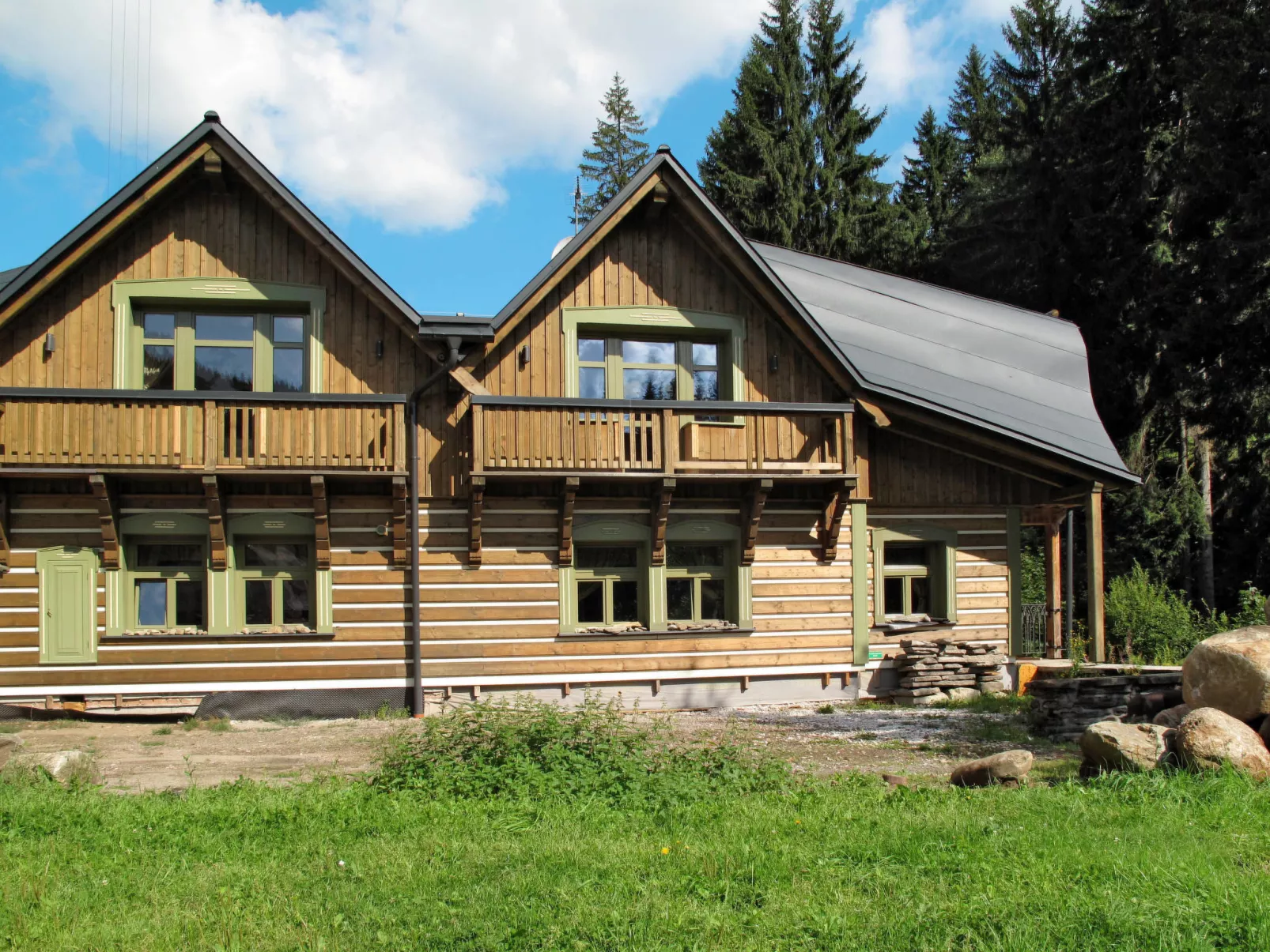Stará Huť-Outside