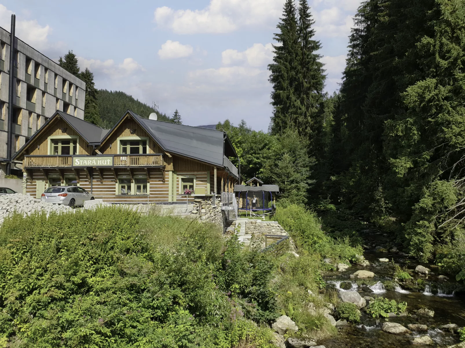 Stará Huť-Outside