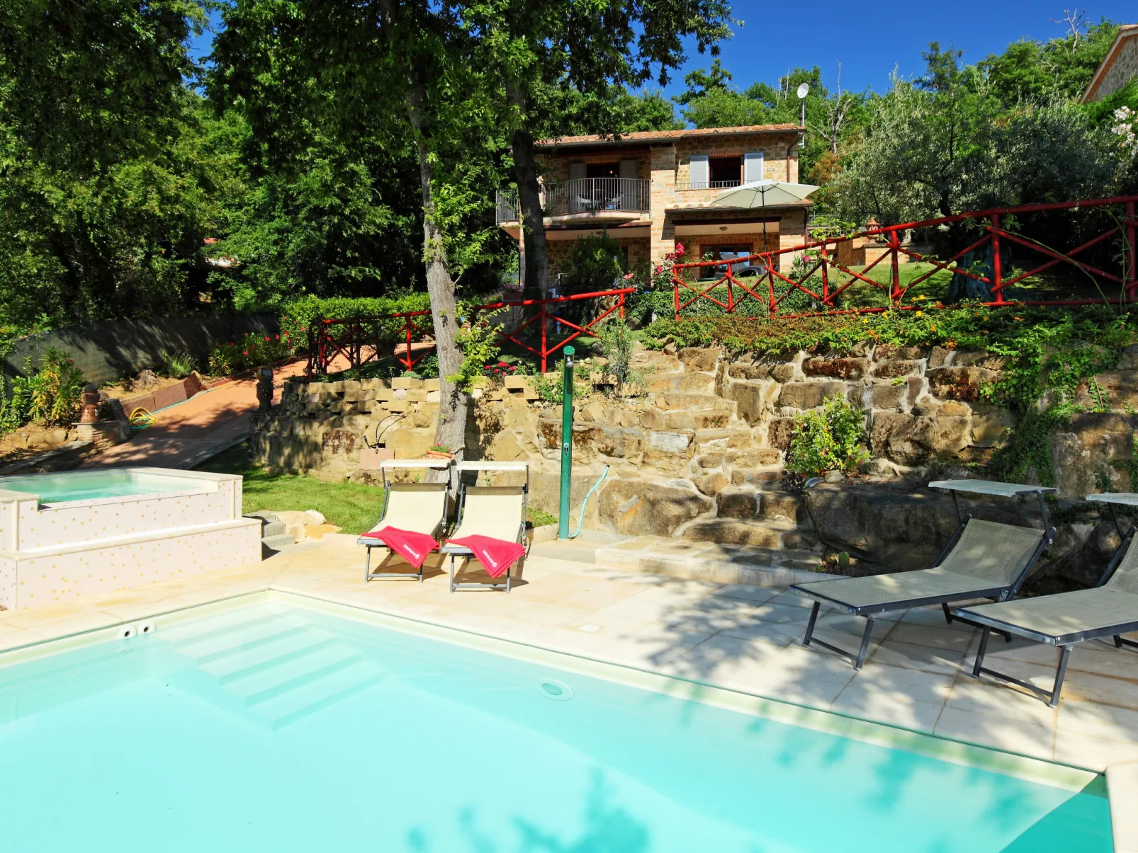 Oleandra sul Lago-Outside