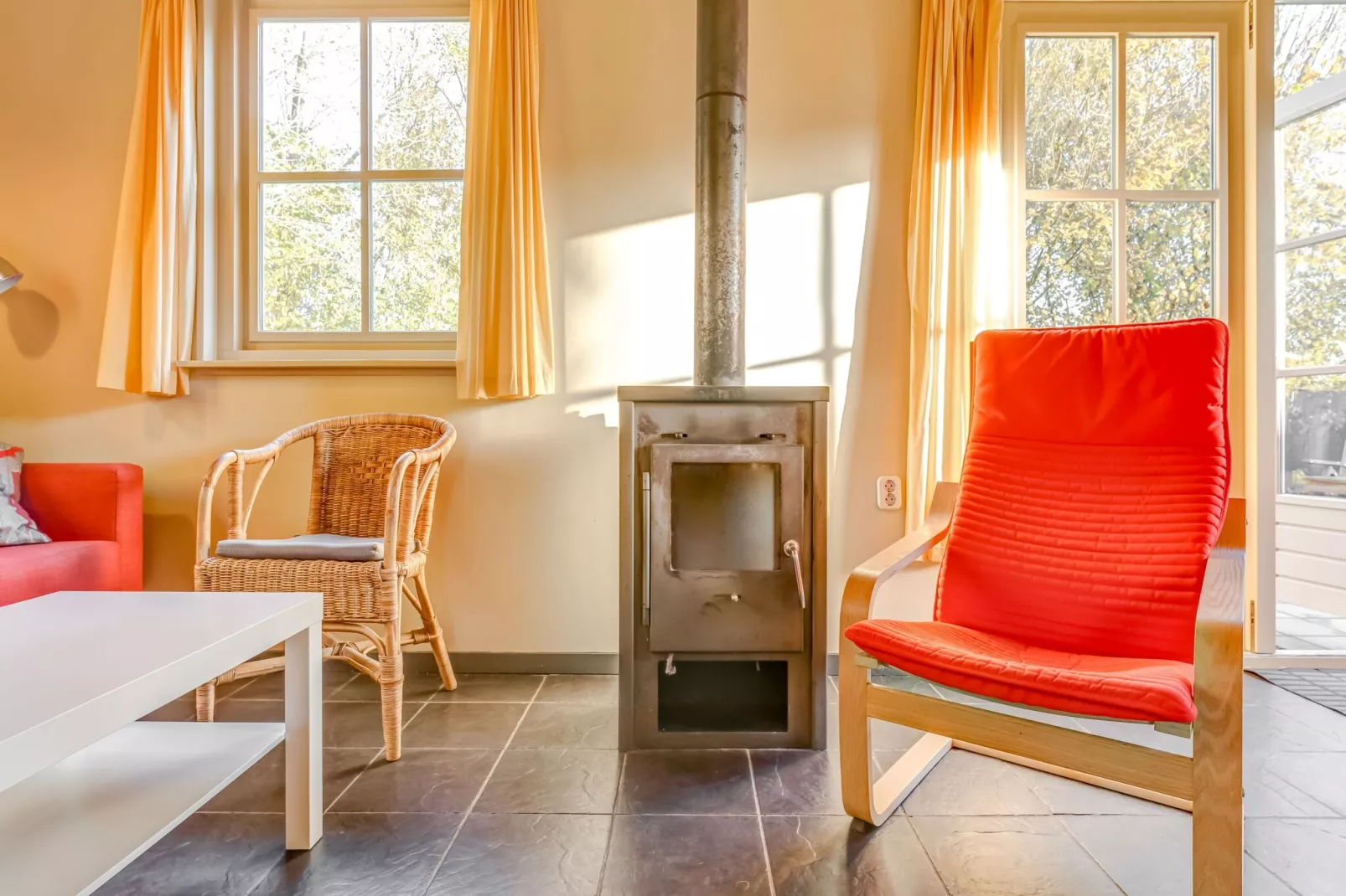 Vakantiehuisje 5 Aarde Groene Camping Lage Zwaluwe-Wohnzimmer