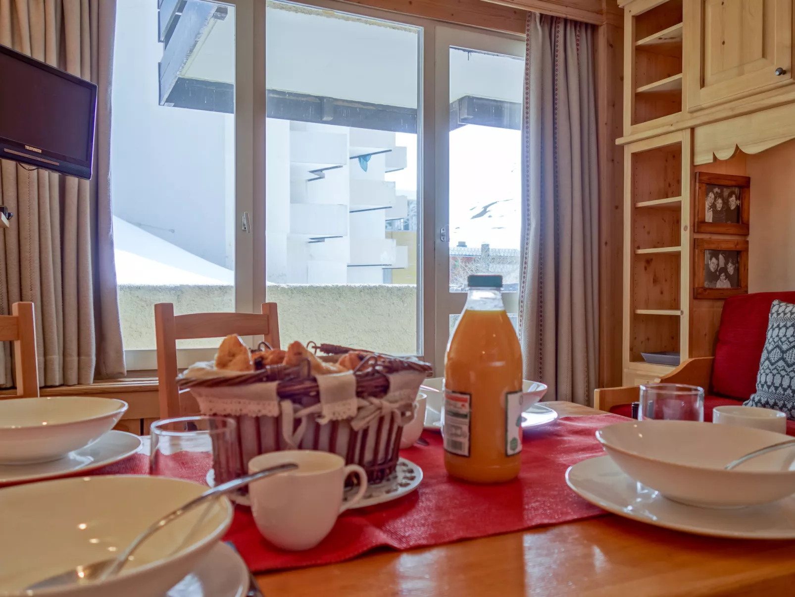 Le Pramecou (Val Claret)-Dedans