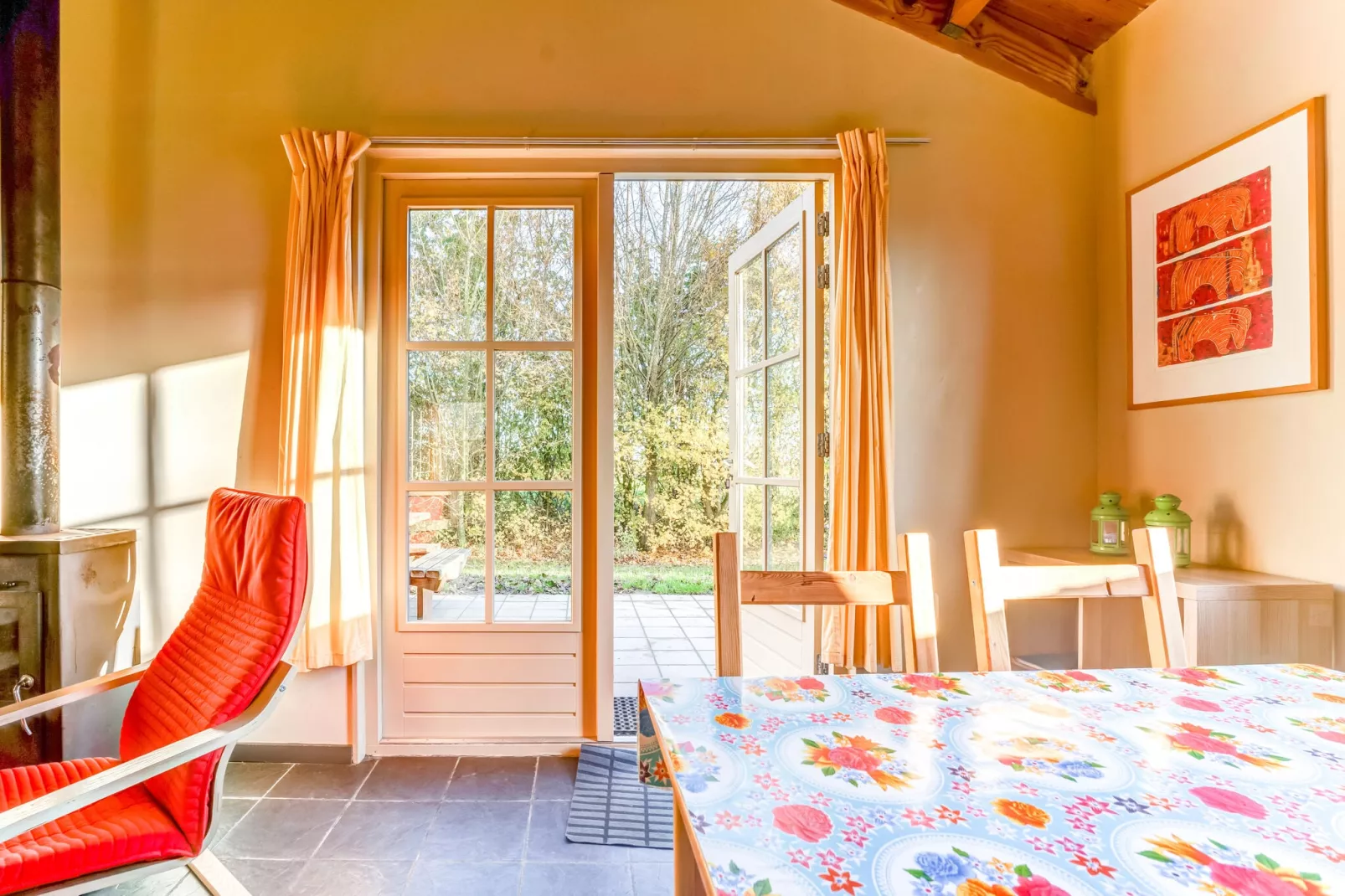 Vakantiehuisje 5 Aarde Groene Camping Lage Zwaluwe-Esszimmer