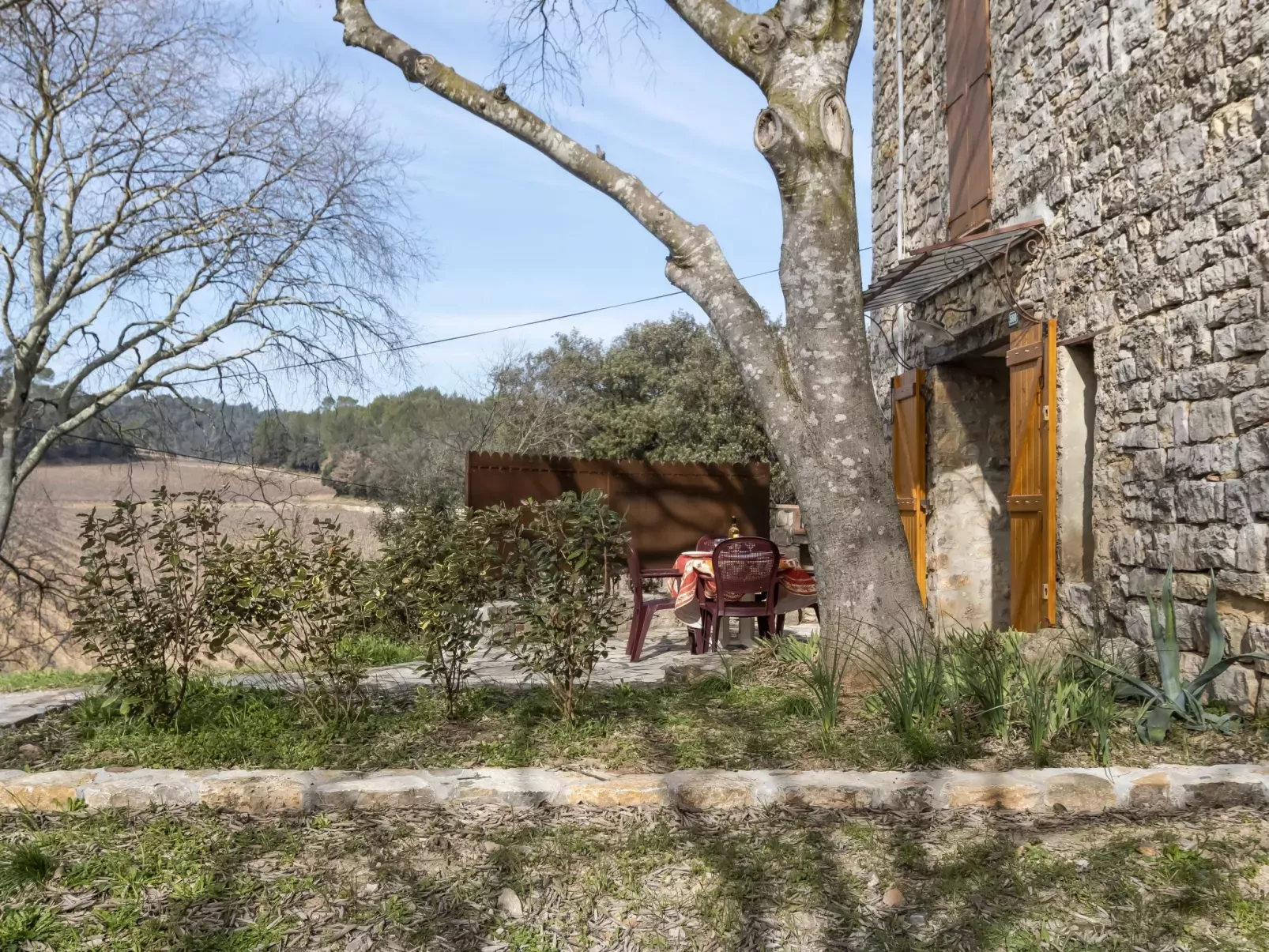 La Bergerie de Sainte Croix-Outside