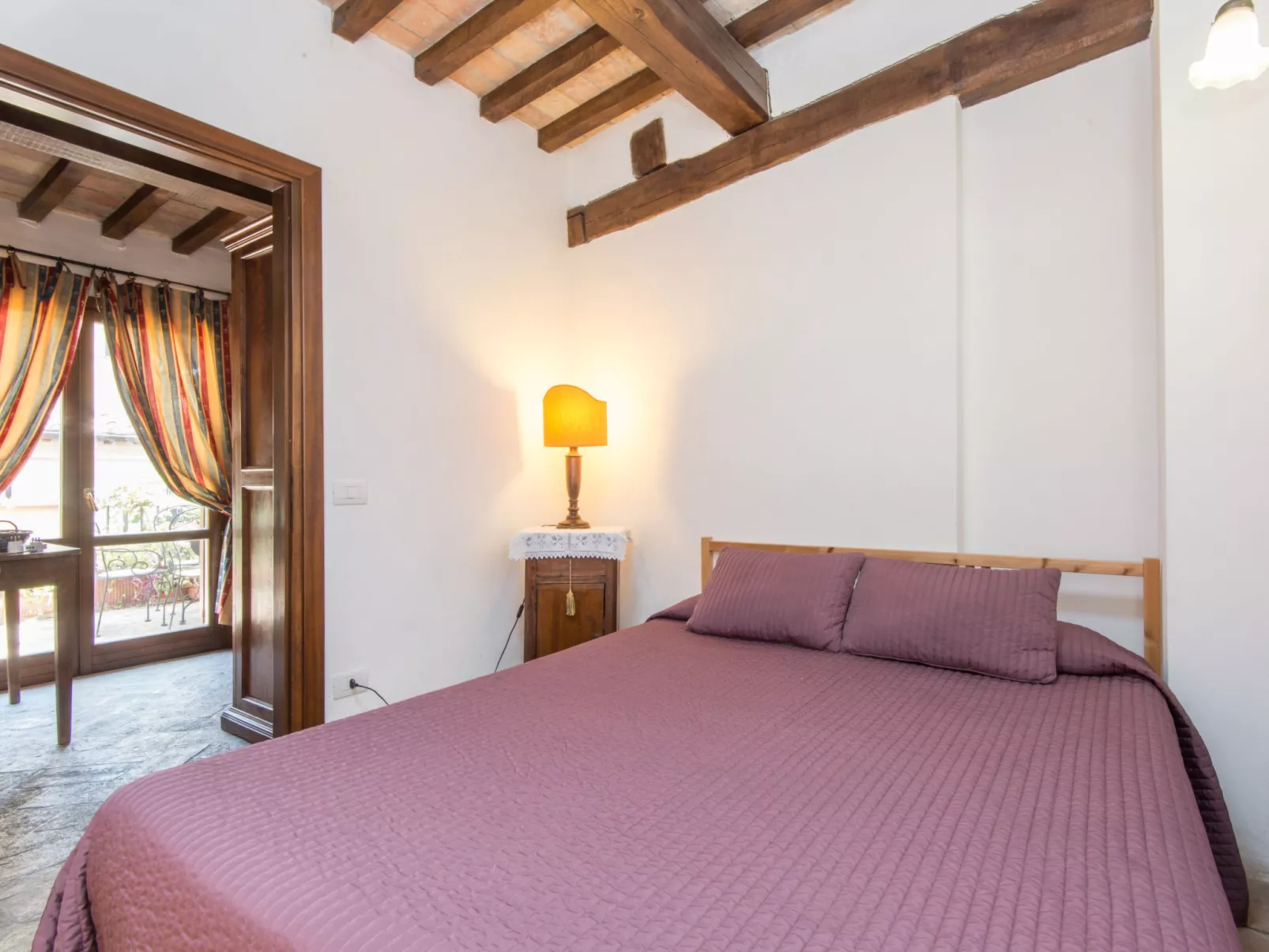 Charming Terrace-Inside
