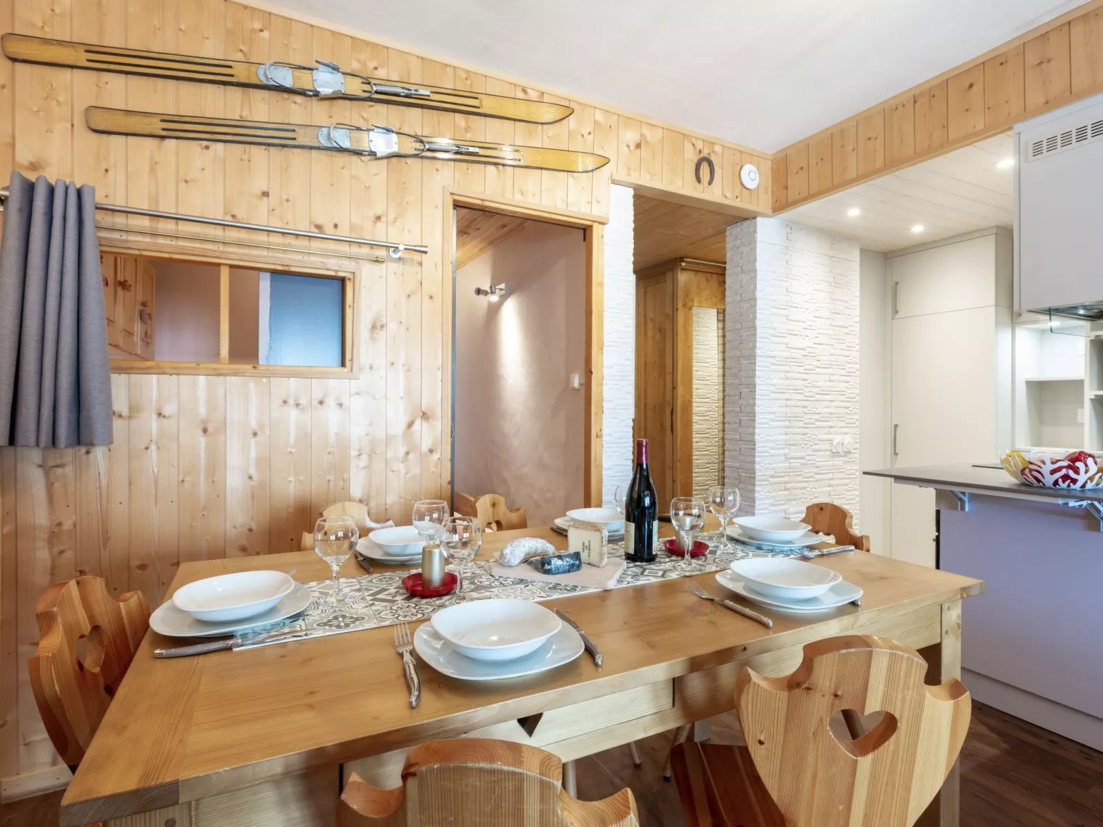 Grand Roc (Val Claret)-Inside