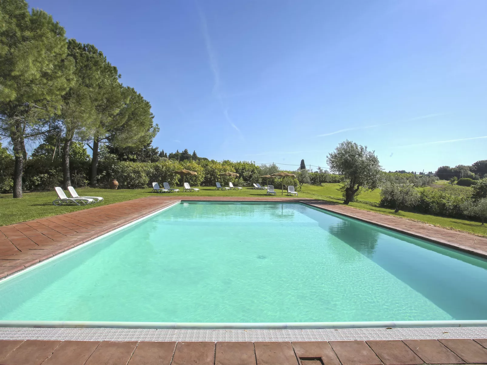 Campiglia-Outside