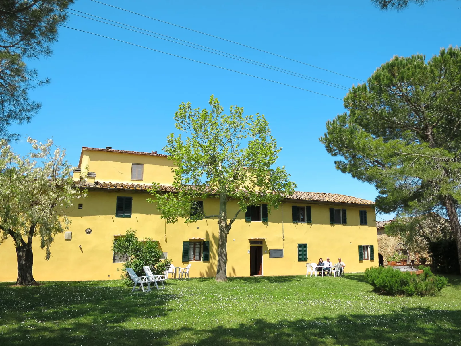 Campiglia-Outside