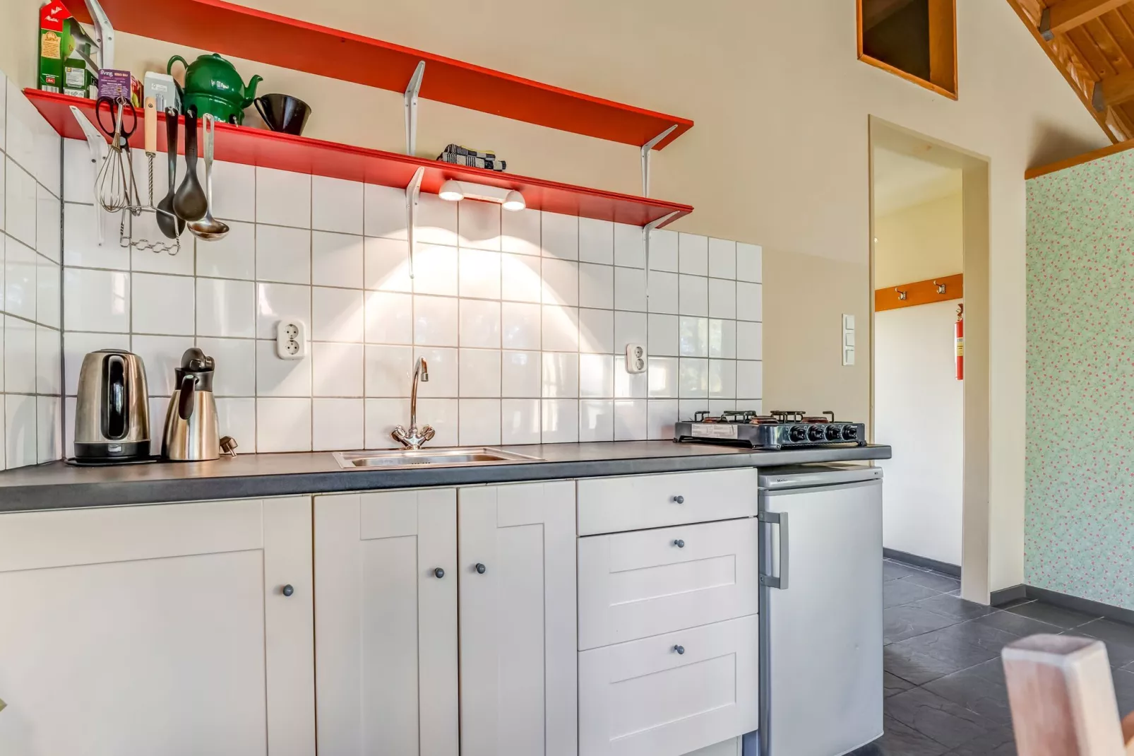 Vakantiehuisje 5 Aarde Groene Camping Lage Zwaluwe-Küche
