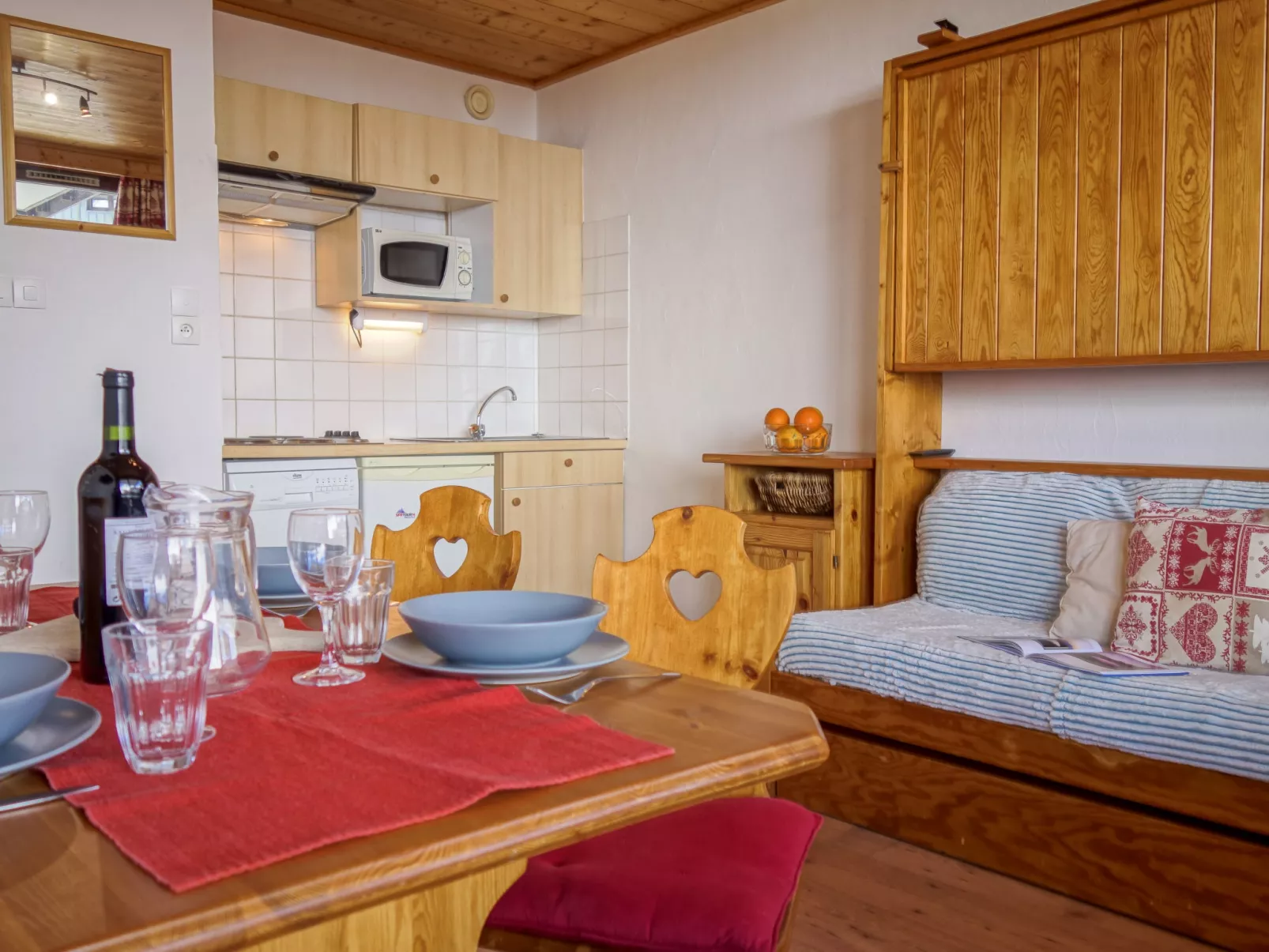 Les Genepis (Val Claret)-Inside