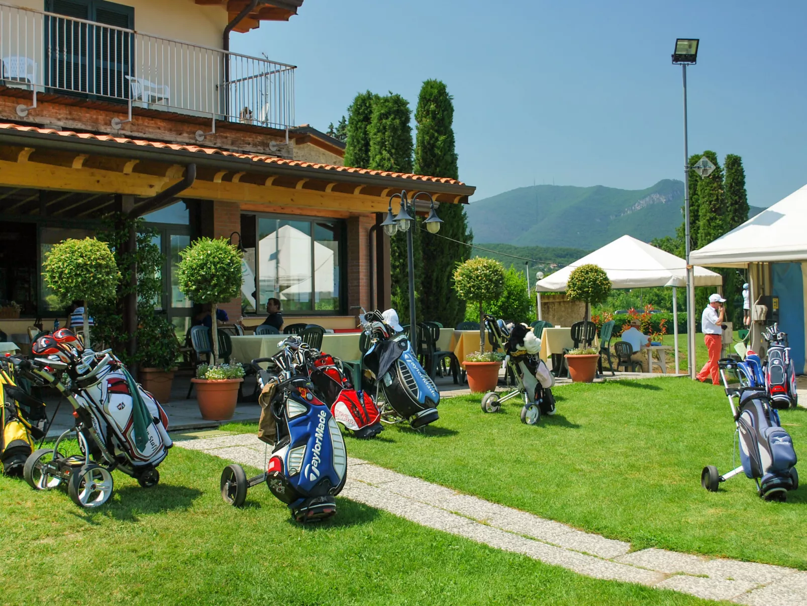 Torretta 2-Outside