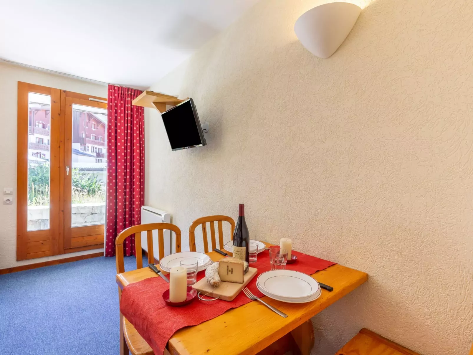 Chalet Club (Val Claret)-Inside
