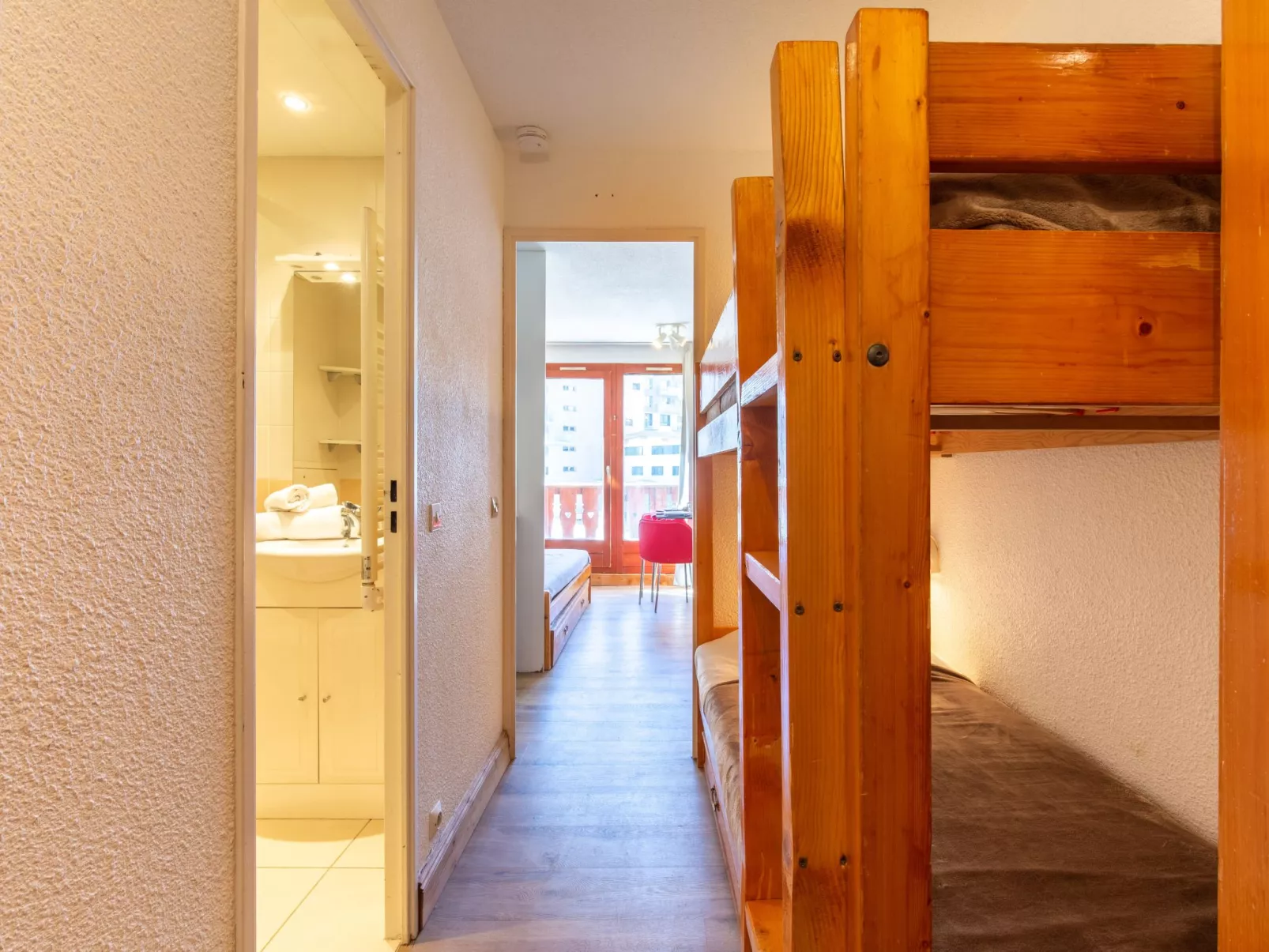 Chalet Club (Val Claret)-Drinnen