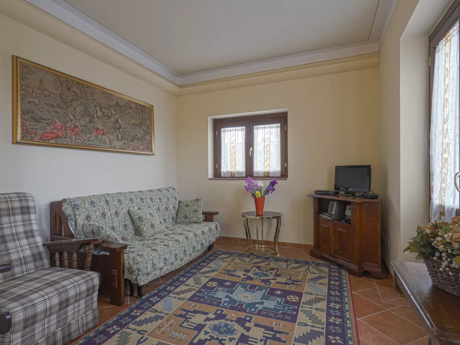 Montechioccioli-Inside