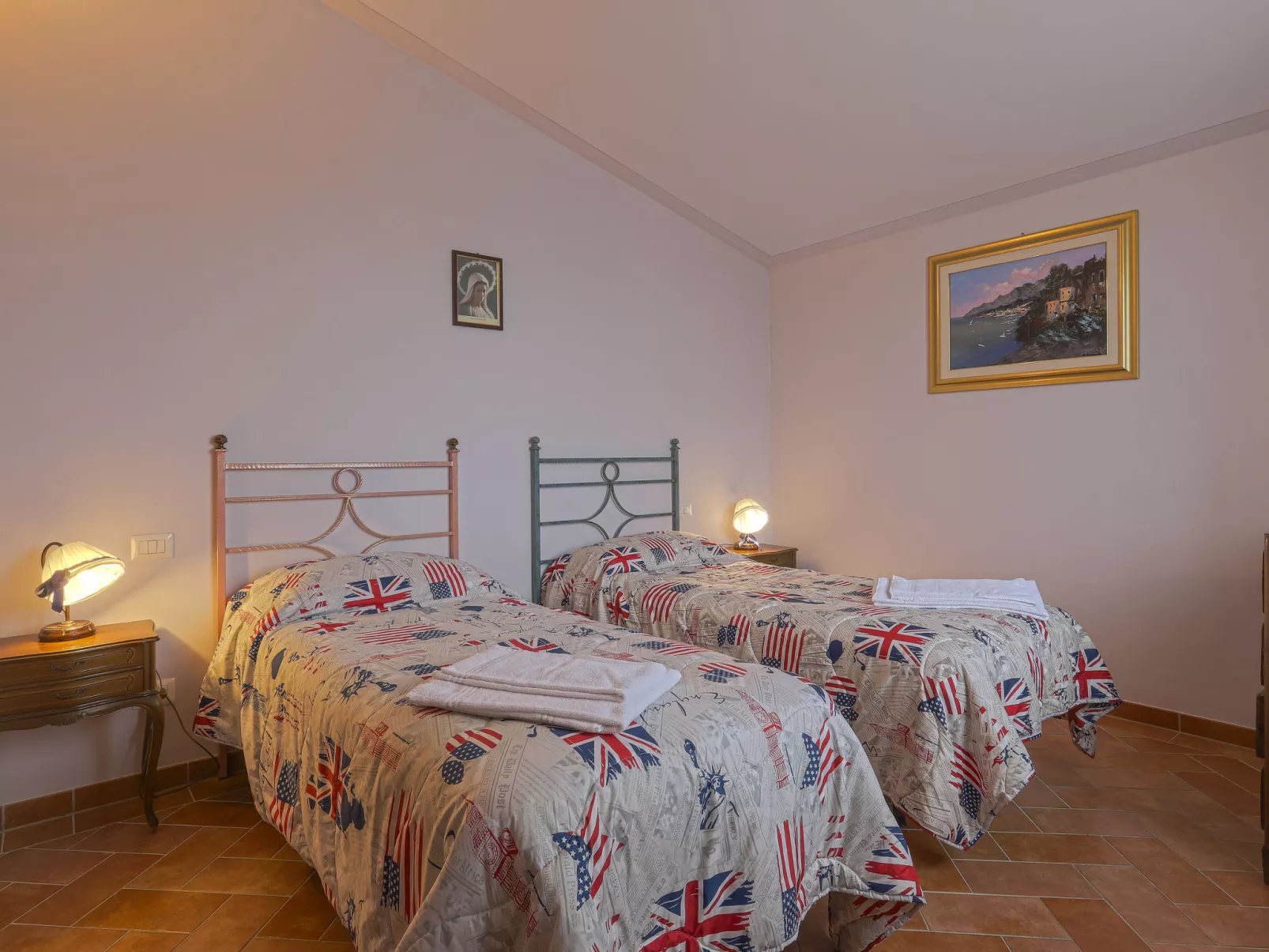 Montechioccioli-Inside