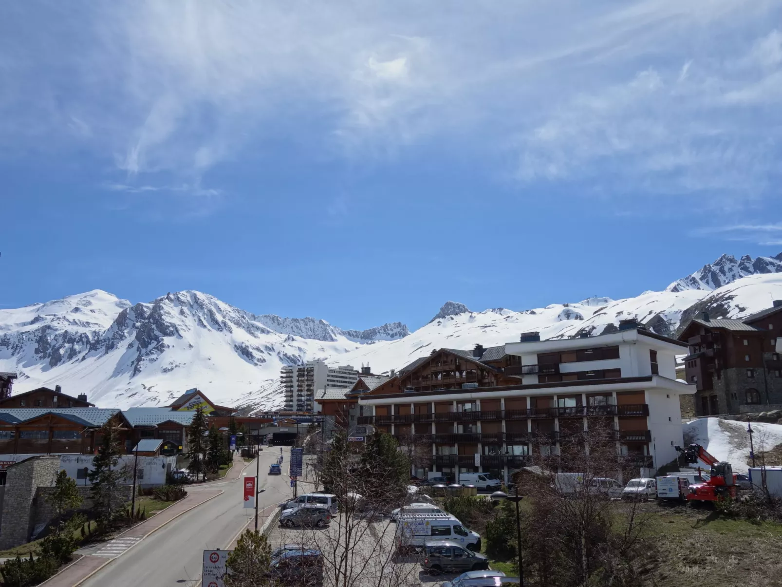 Les Grandes Balmes I et II (Le Lac)-Dehors