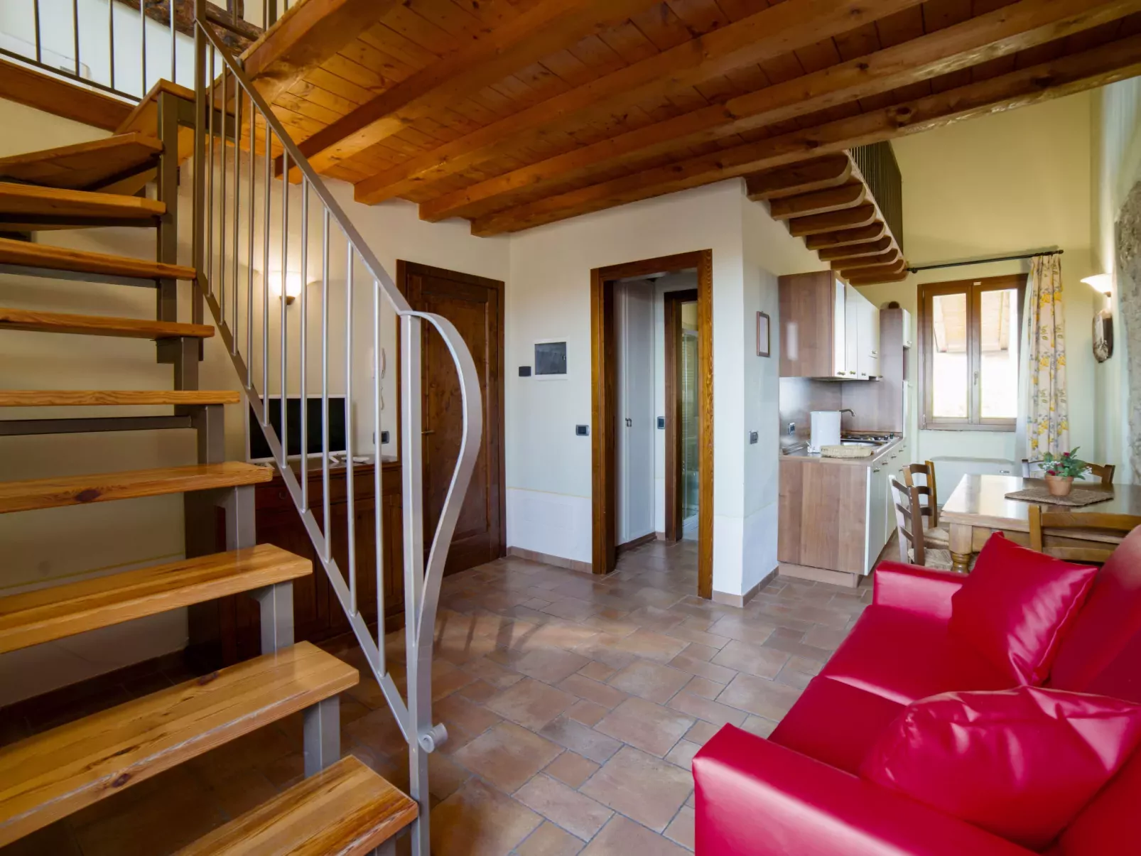 Borgo Alba Chiara-Inside