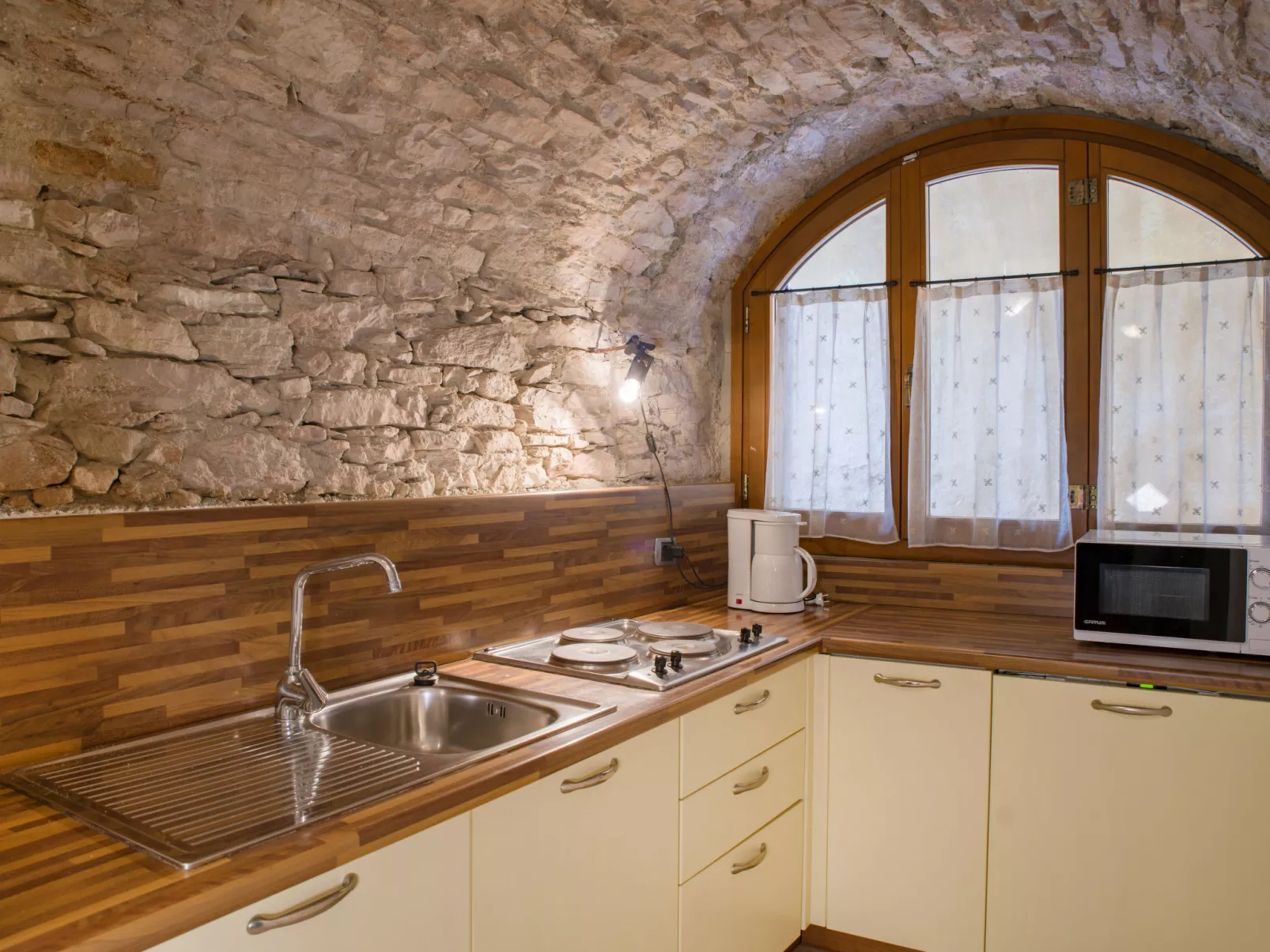 Borgo Alba Chiara-Inside