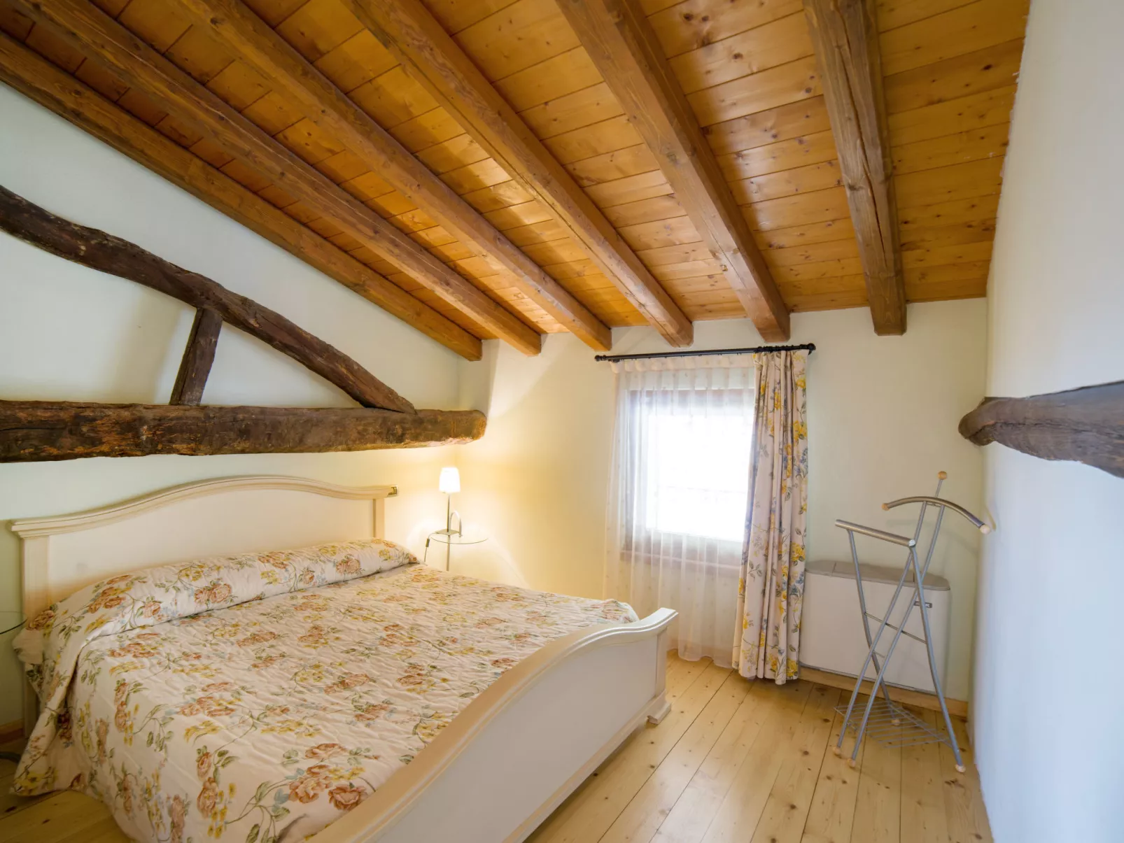 Borgo Alba Chiara-Inside