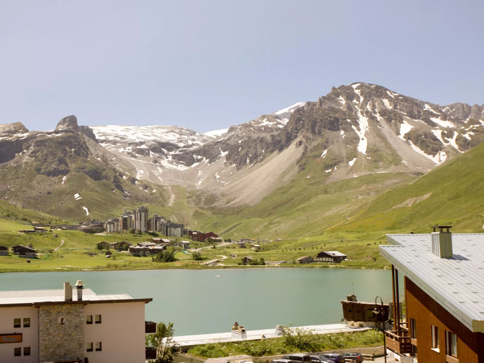 Palafour (Le Lac)-Outside