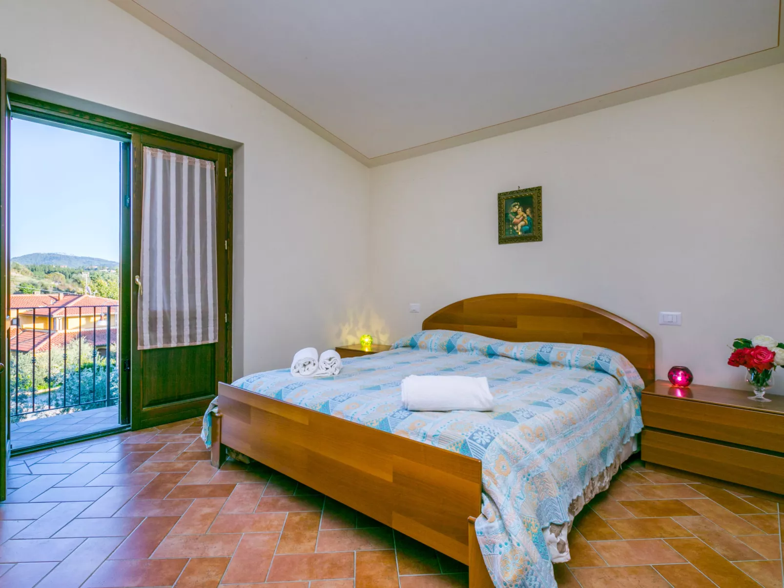 Montechioccioli-Inside