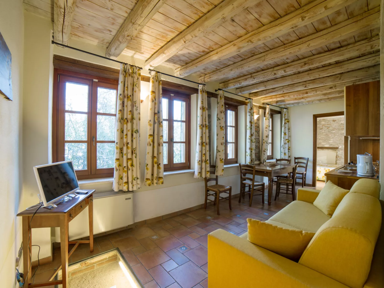 Borgo Alba Chiara-Drinnen
