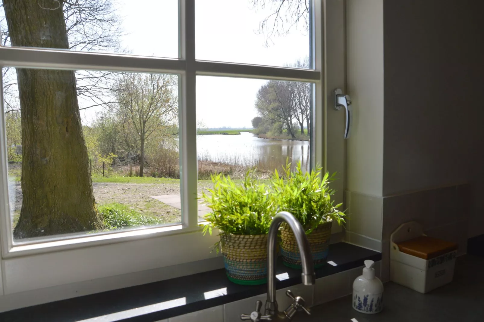 Het Biesbosch huisje-Aussicht Sommer