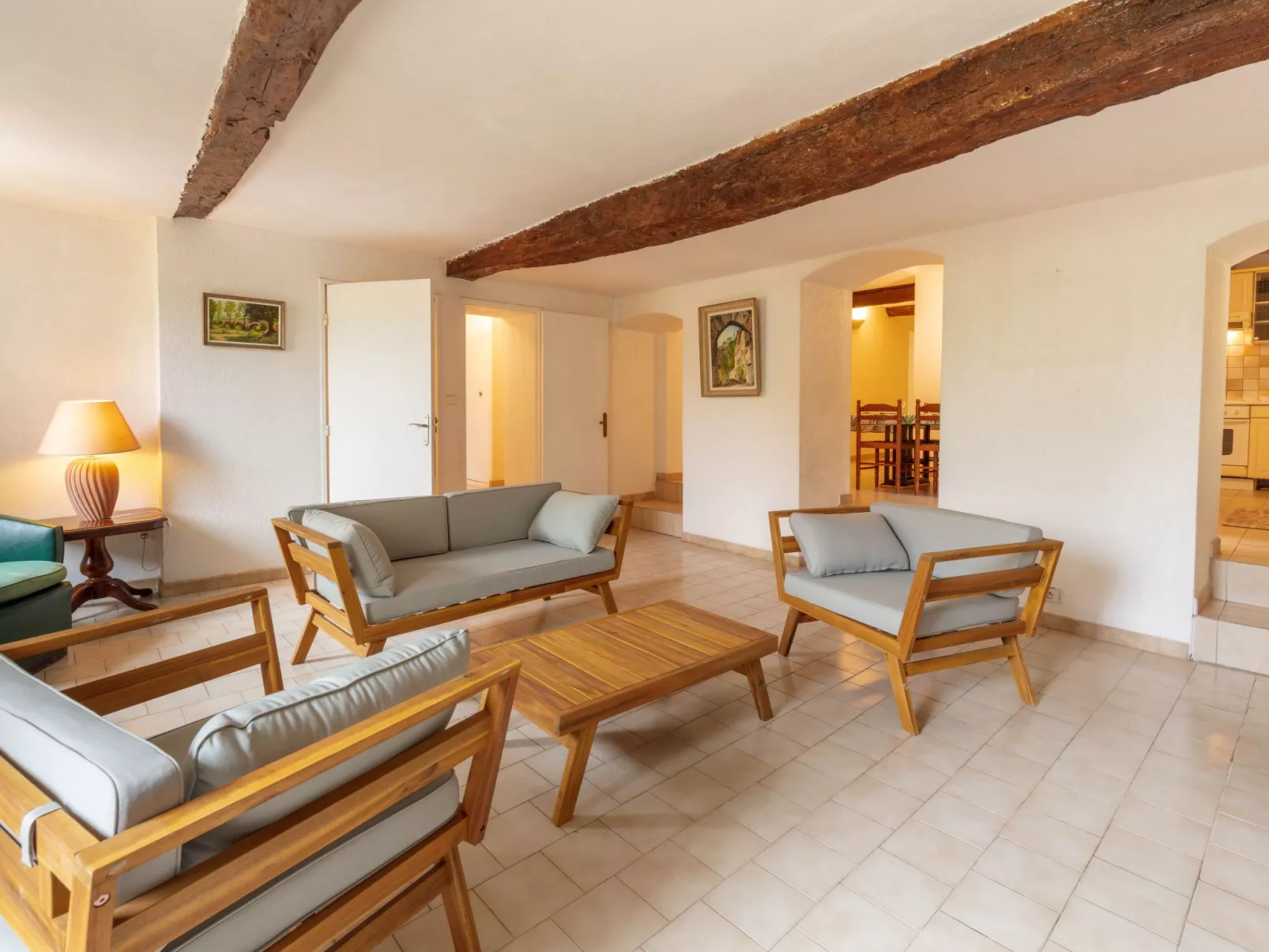 La Ferme-Inside