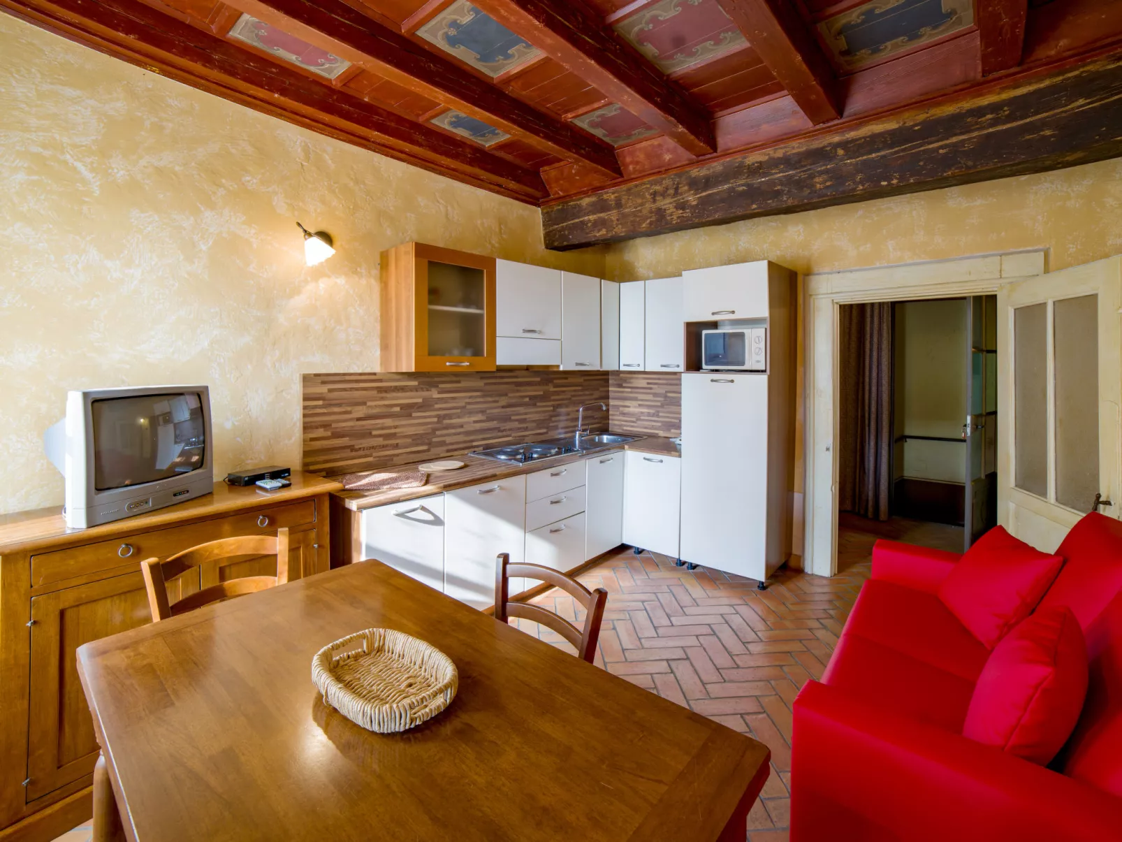 Borgo Alba Chiara-Drinnen
