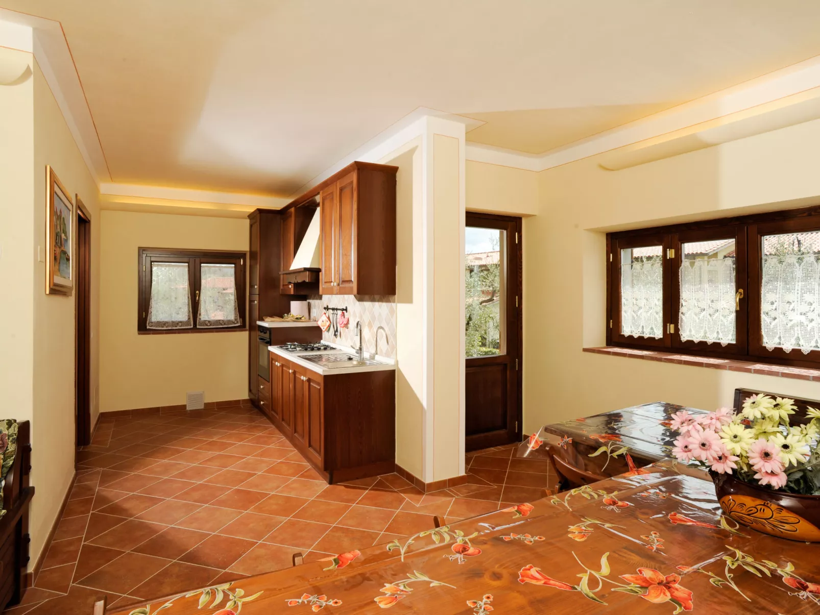 Montechioccioli-Inside