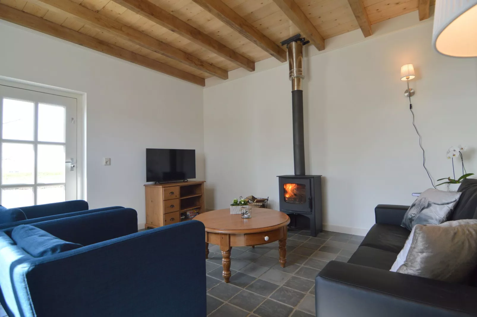 Het Biesbosch huisje-Wohnzimmer