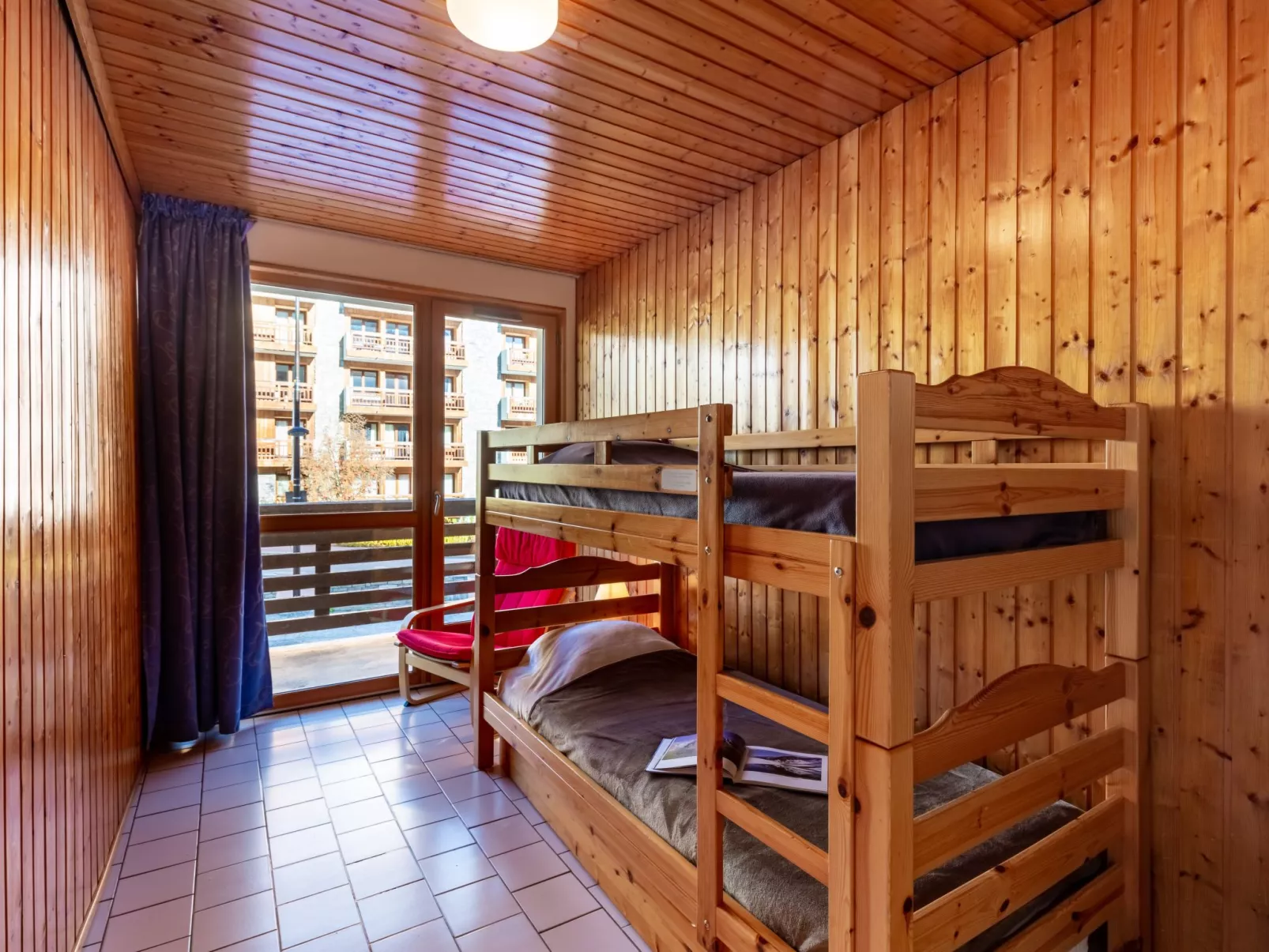 Super Tignes-Inside