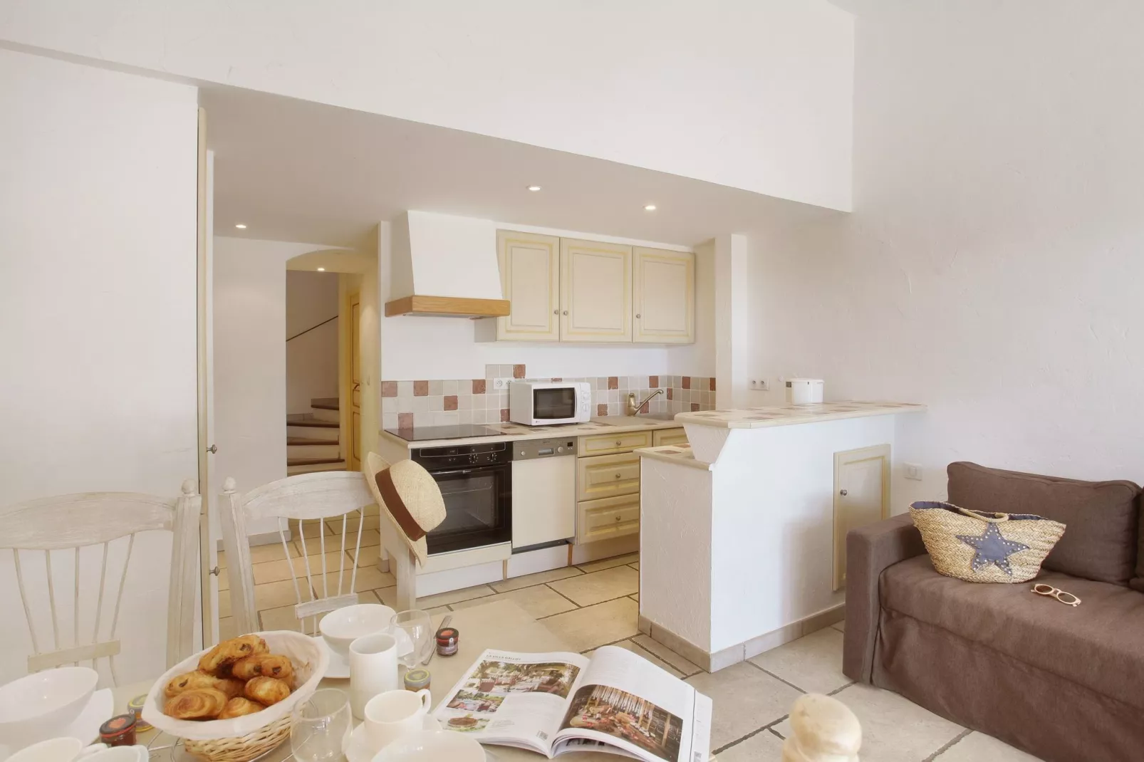 La Bastide des Chênes 1-Kitchen