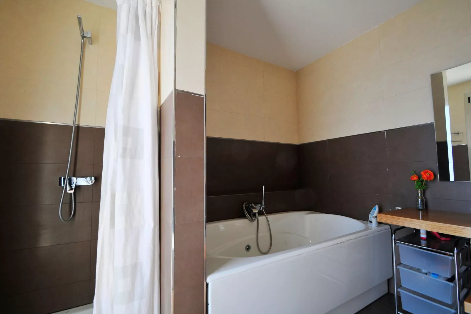 Casa Caleu-Bathroom