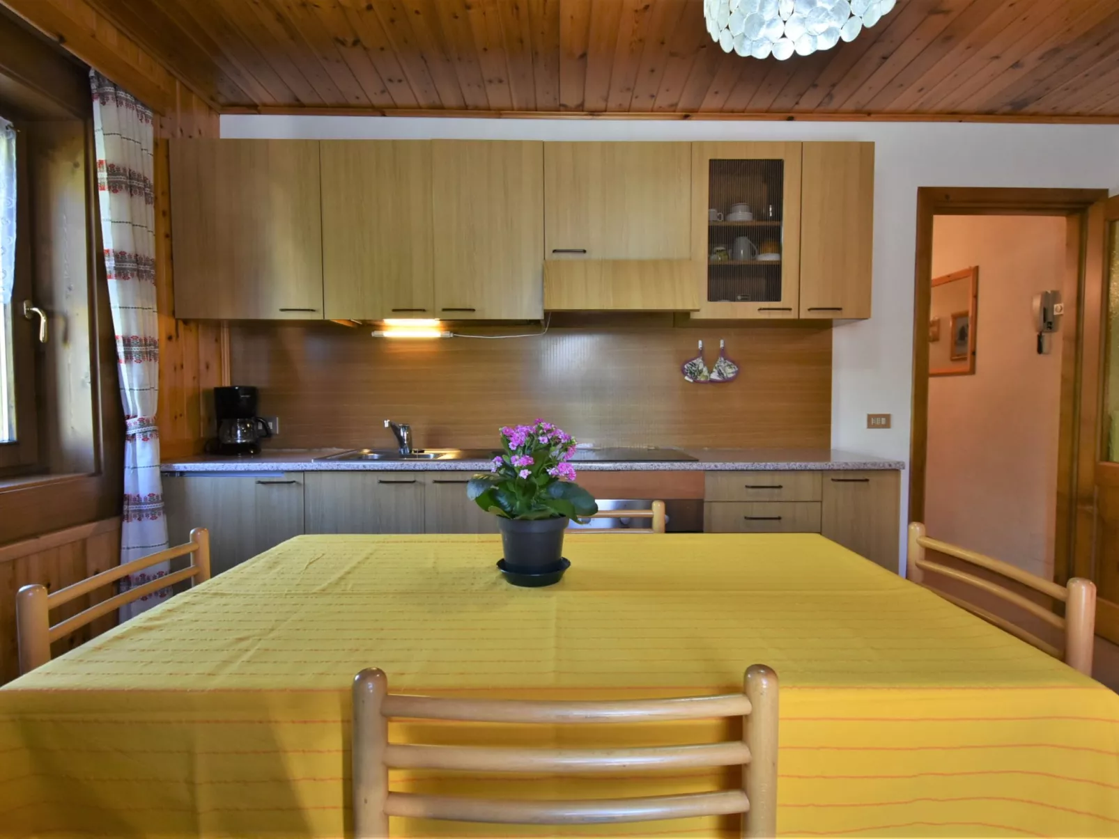 Casa Crapena-Inside