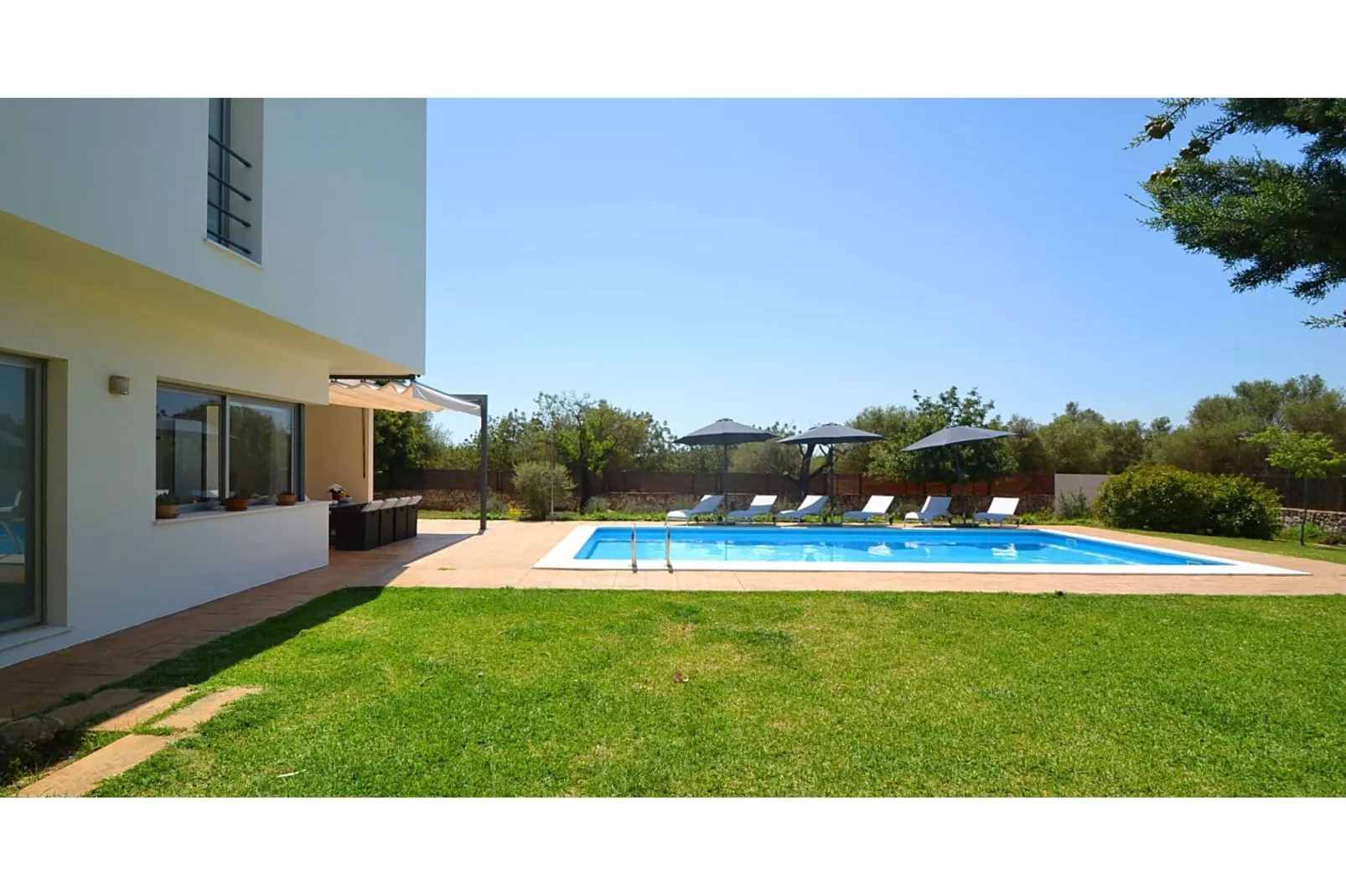 Casa Caleu-Gardens summer