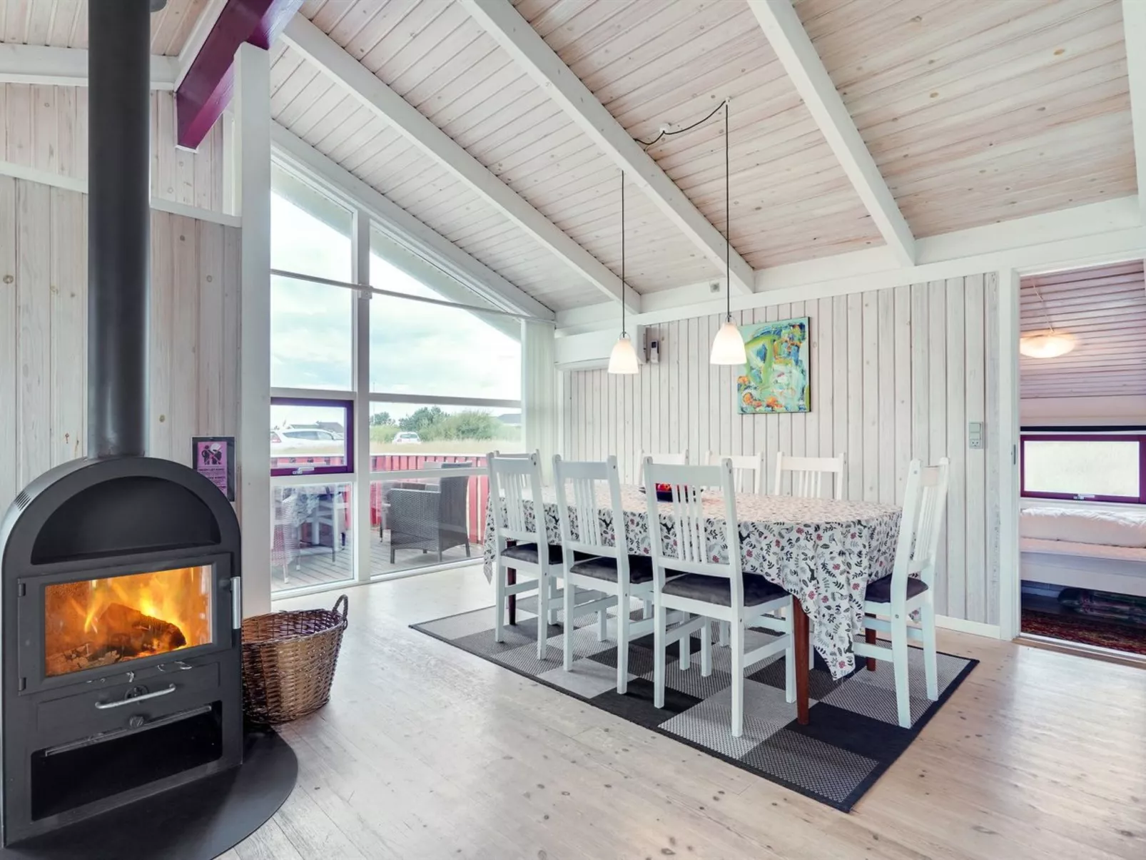 "Bertie" - 700m from the sea-Inside