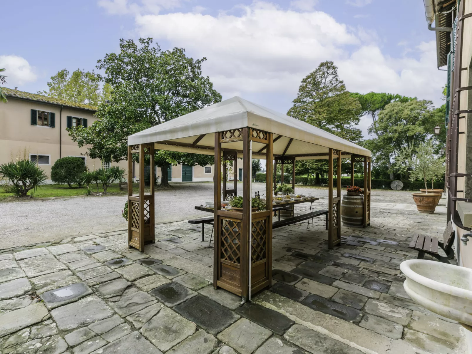 Fattoria di Scaletta-Draußen
