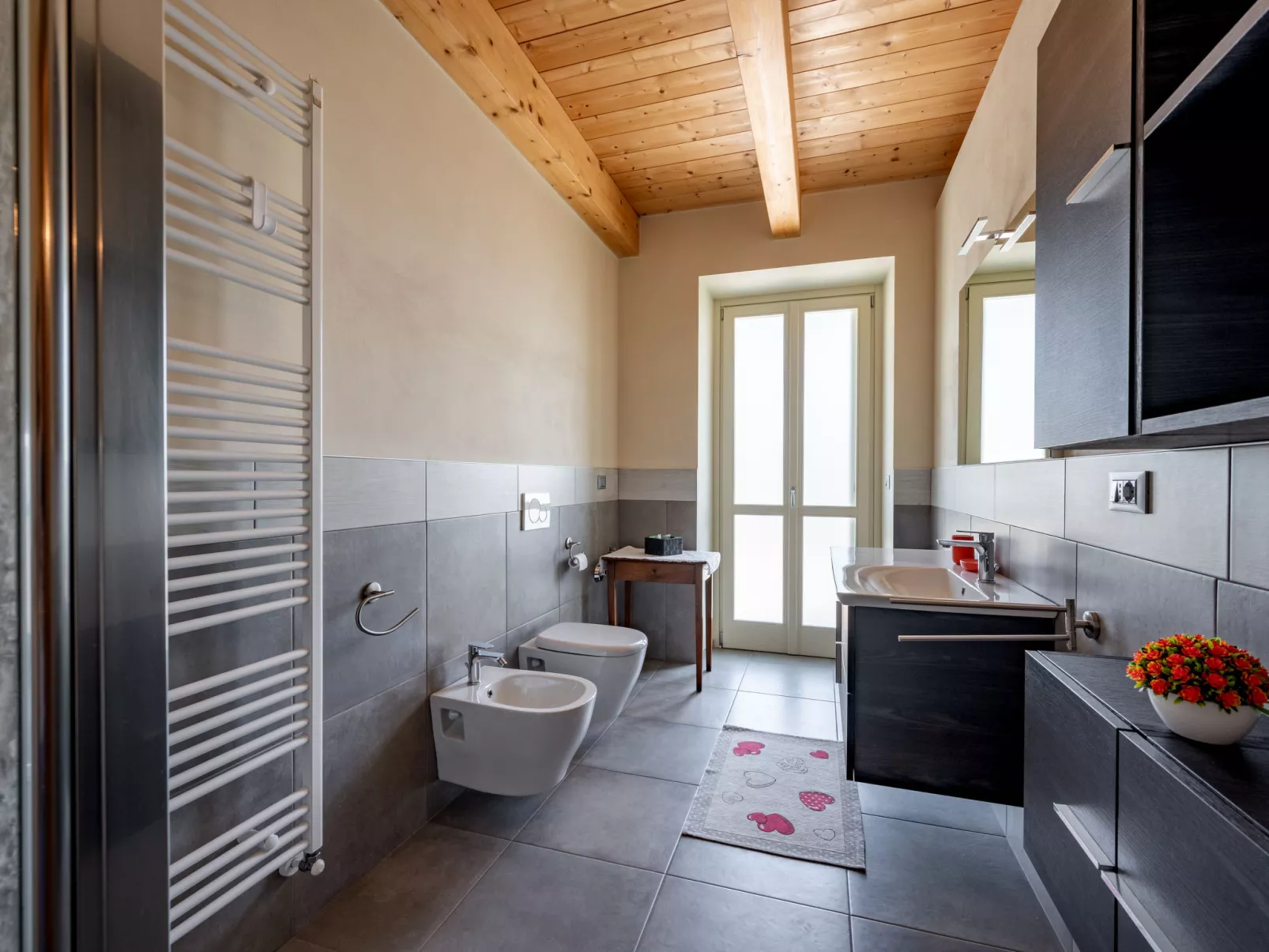 Bricco delle Rondini-Inside