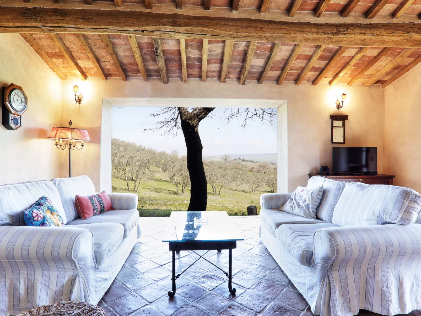 Casa Frati-Inside